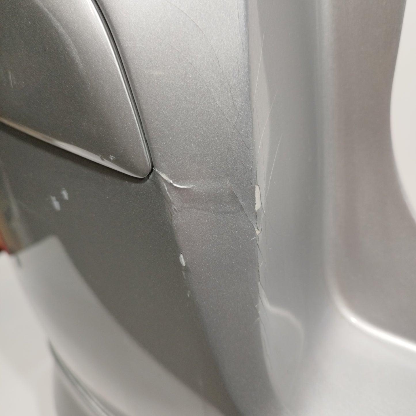 Graue Heckstoßstange Opel Zafira B 2008 ecoAC11454