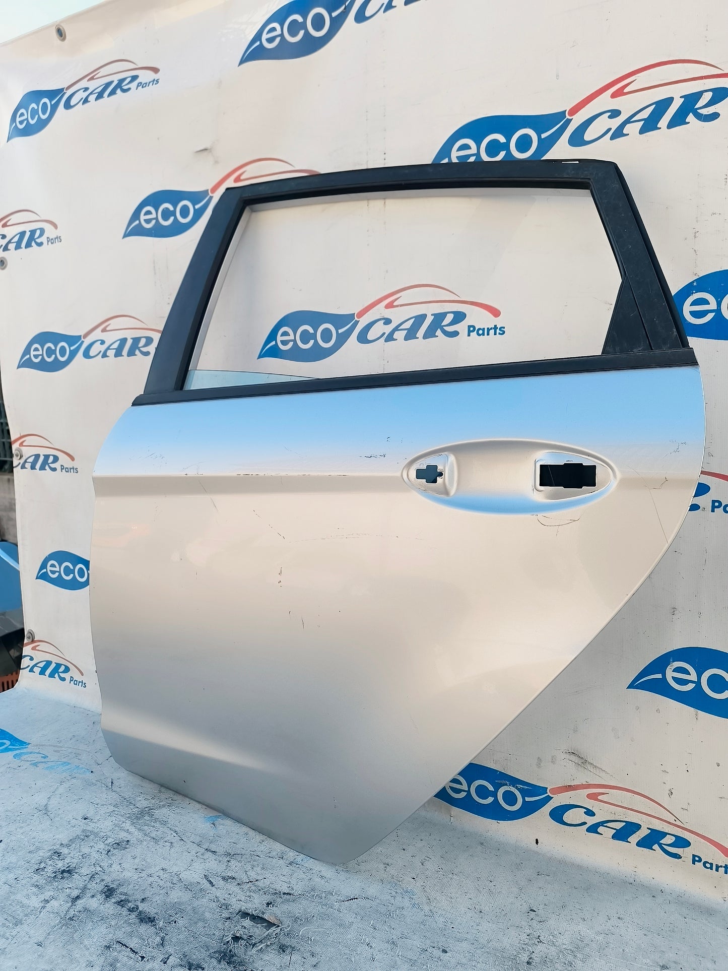 Sportello posteriore sx grigio argento Ford Fiesta 2011 ecoAG6202