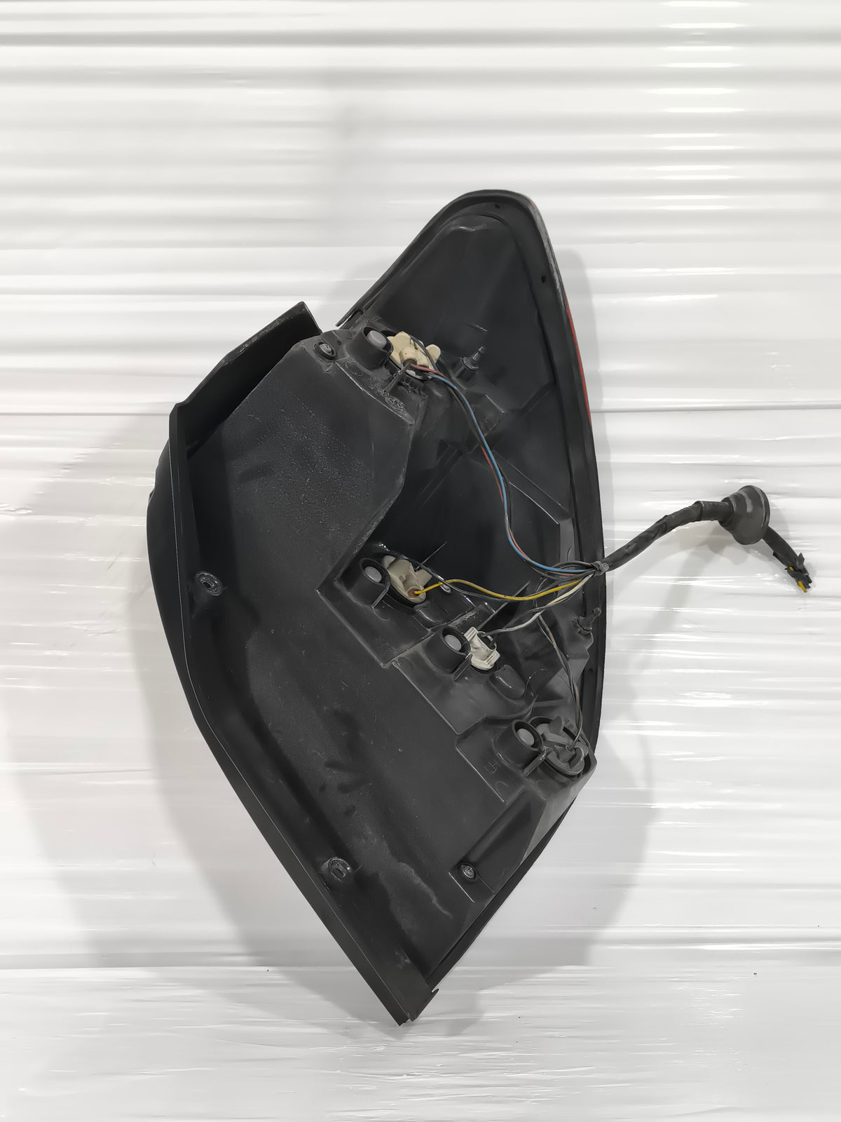 Fanale posteriore sx Chevrolet Captiva I (C100) anno 2006-2011 ecoAG9704