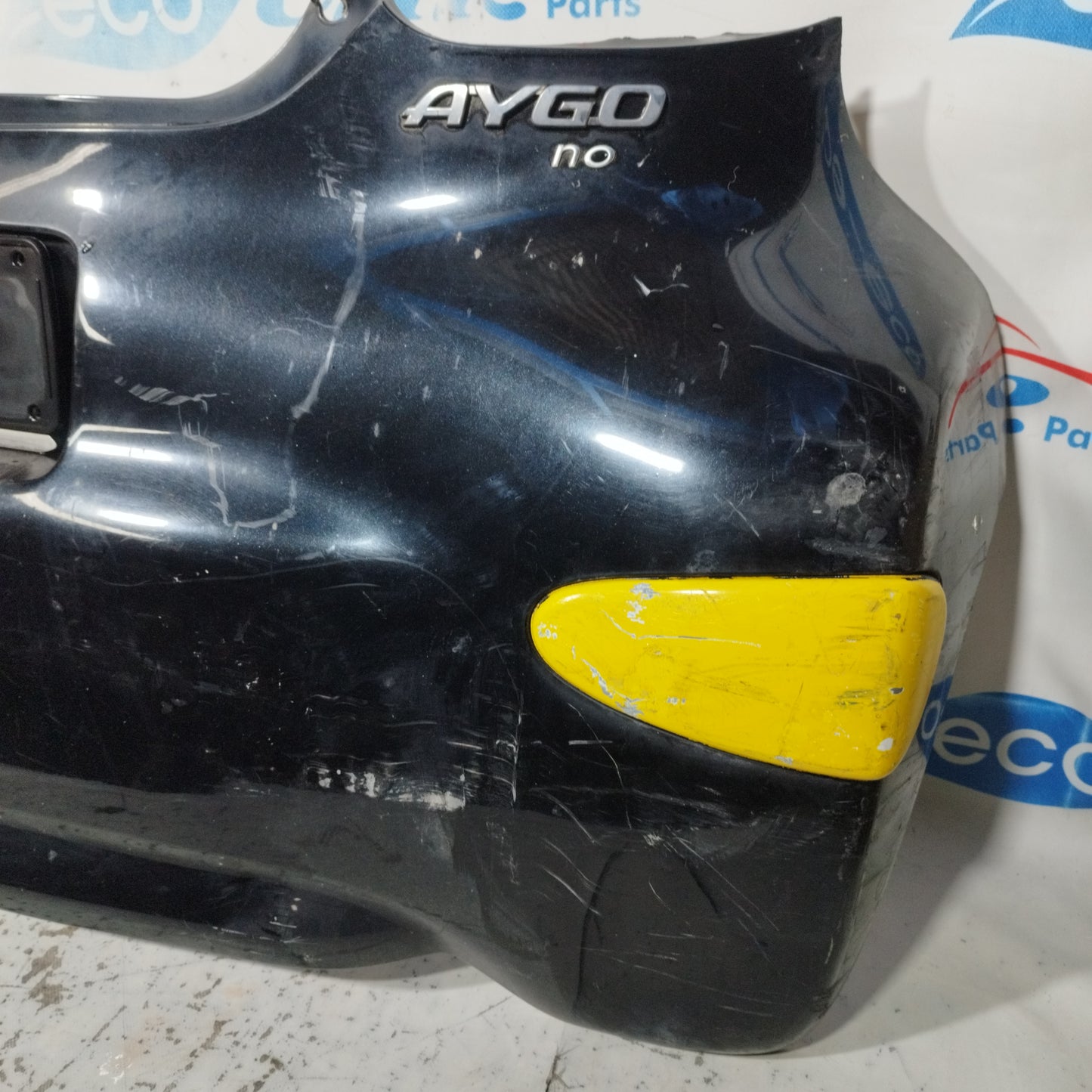 Schwarze Heckstoßstange Toyota Aygo 2006 ecoAC10247