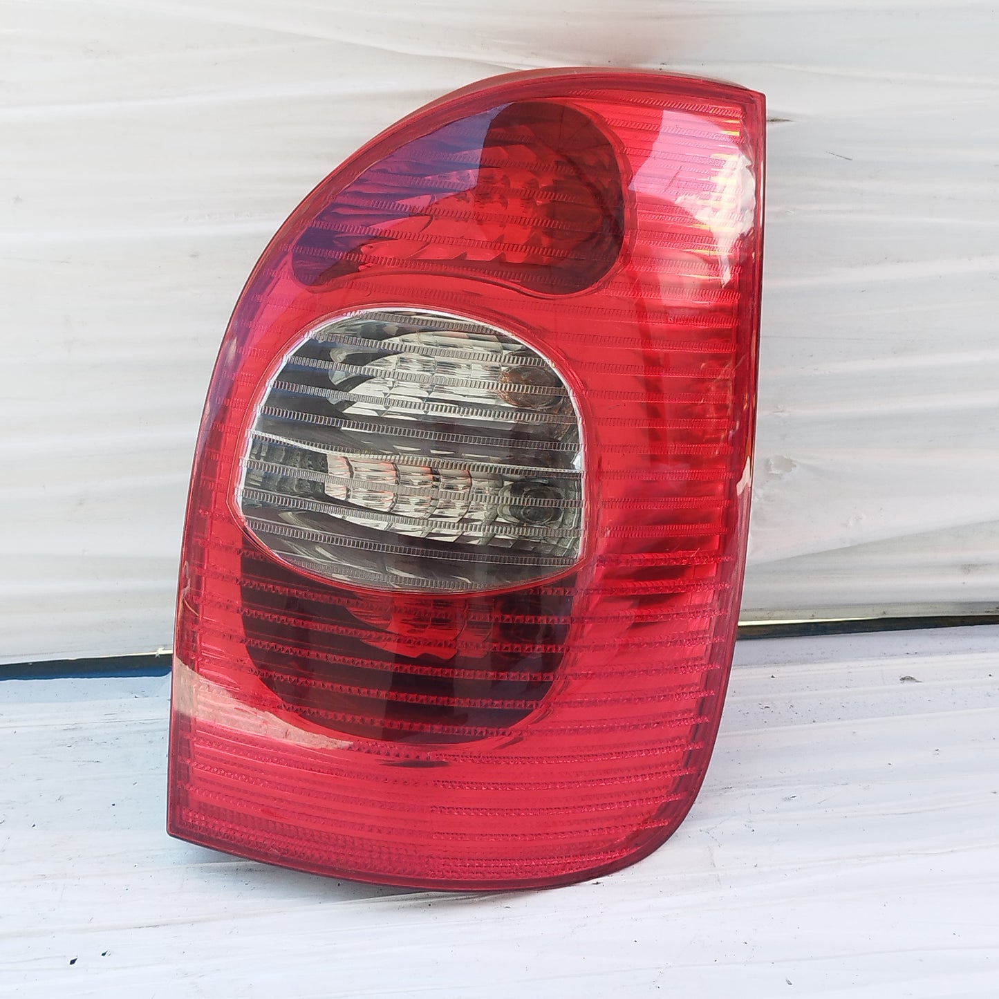 Fanale posteriore dx Citroen Xsara Picasso 2004 cod: 965000578002 ecoDM237