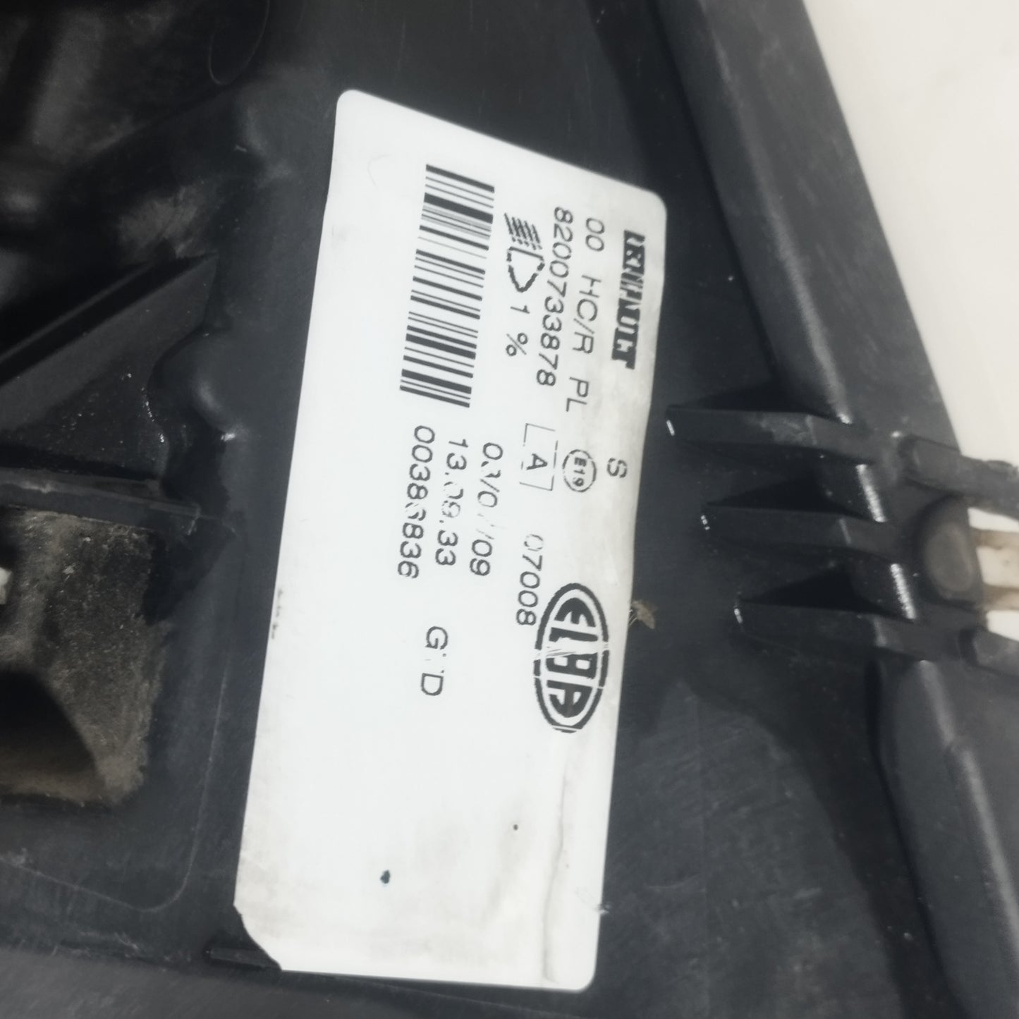 Fanale anteriore sx Dacia Sandero I (BS90) 2008-2012 cod: 8200733878 ecoAC15373