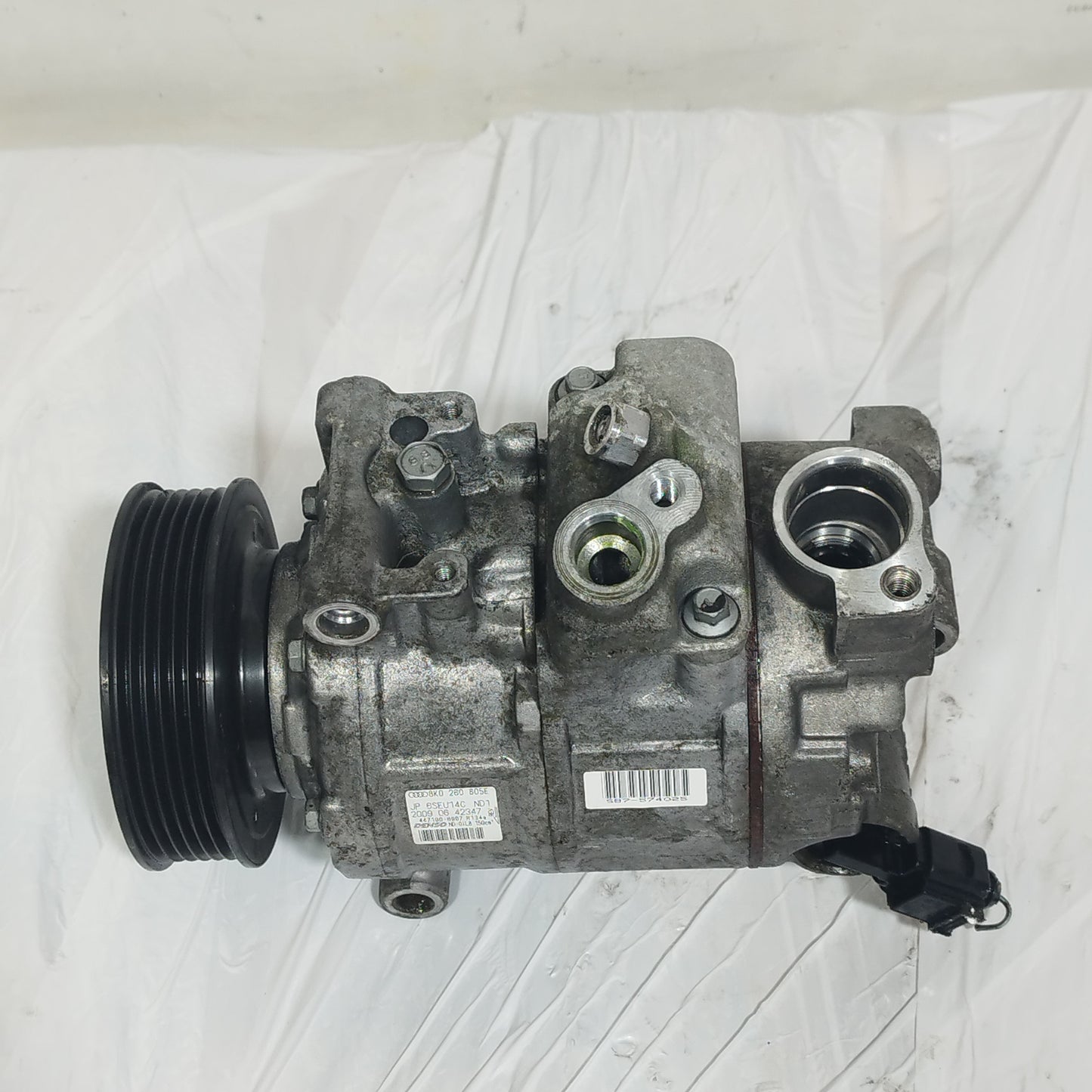 Compressore a / c Audi A4 (B8) 2.0 TDI DENSO 2008-2011 2 pin cod: 8k0260805E ecoAC15499