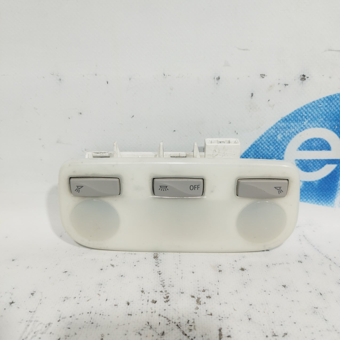 Courtesy light Renault Megane 2012 code: 264300008R ecoAC8802