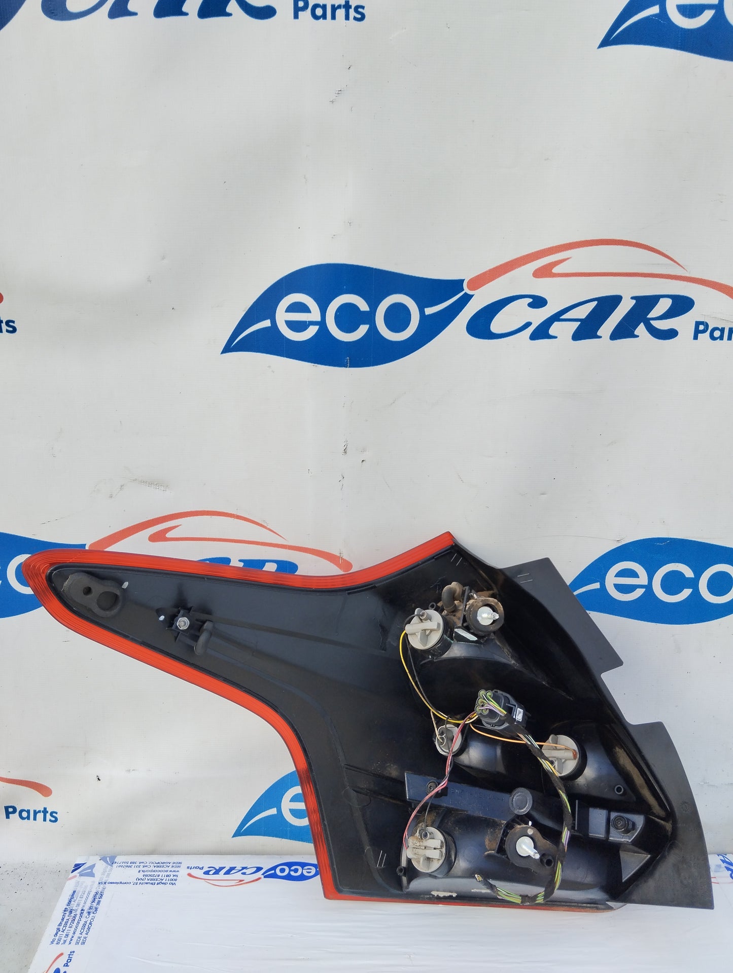 Ford Focus 2011 ecoAG5671 right rear light