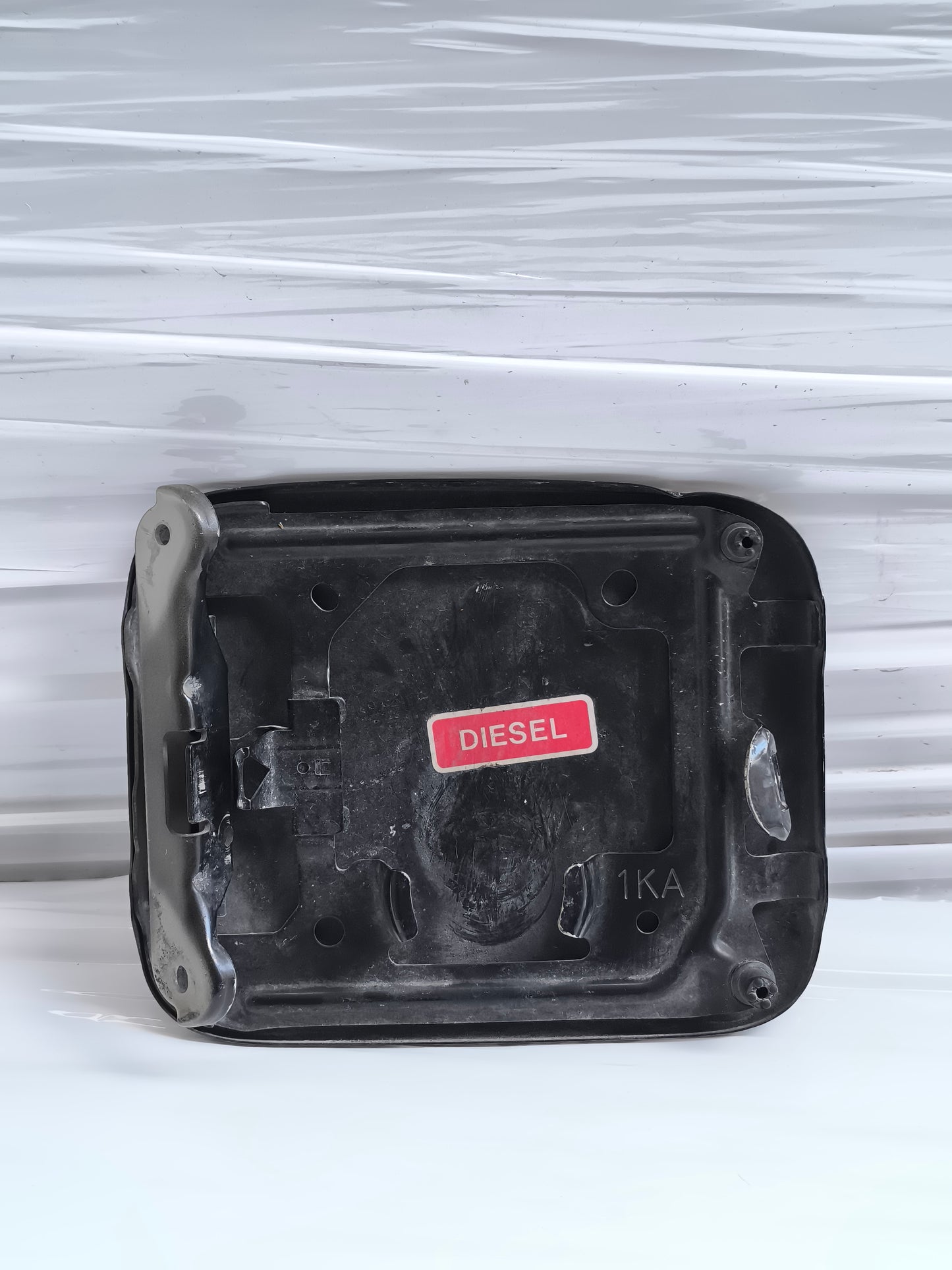 Sportellino carburante nero Diesel Nissan Juke anno 2010-2014 ecoAG8429