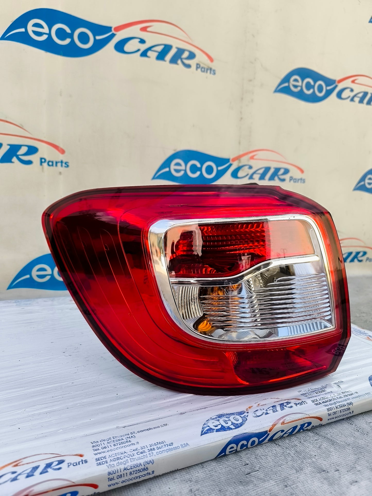 Dacia Sandero 2015 ecoAG6131 left rear light