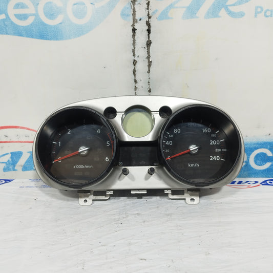 Nissan Qashqai 2.0 D 2008 ecoAC11057 Instrumententafel