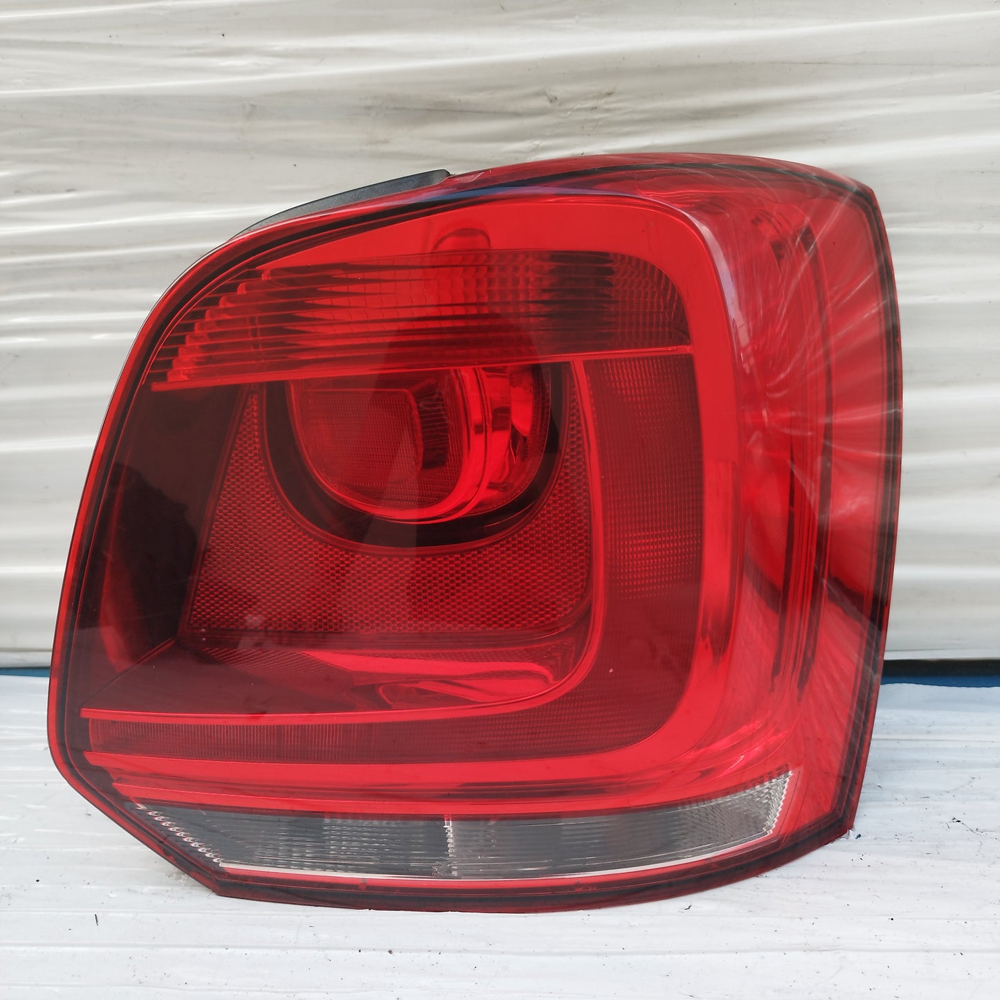 Fanale posteriore dx Volkswagen Polo 6R 2009-2014 cod: 6R0945112B ecoDM230