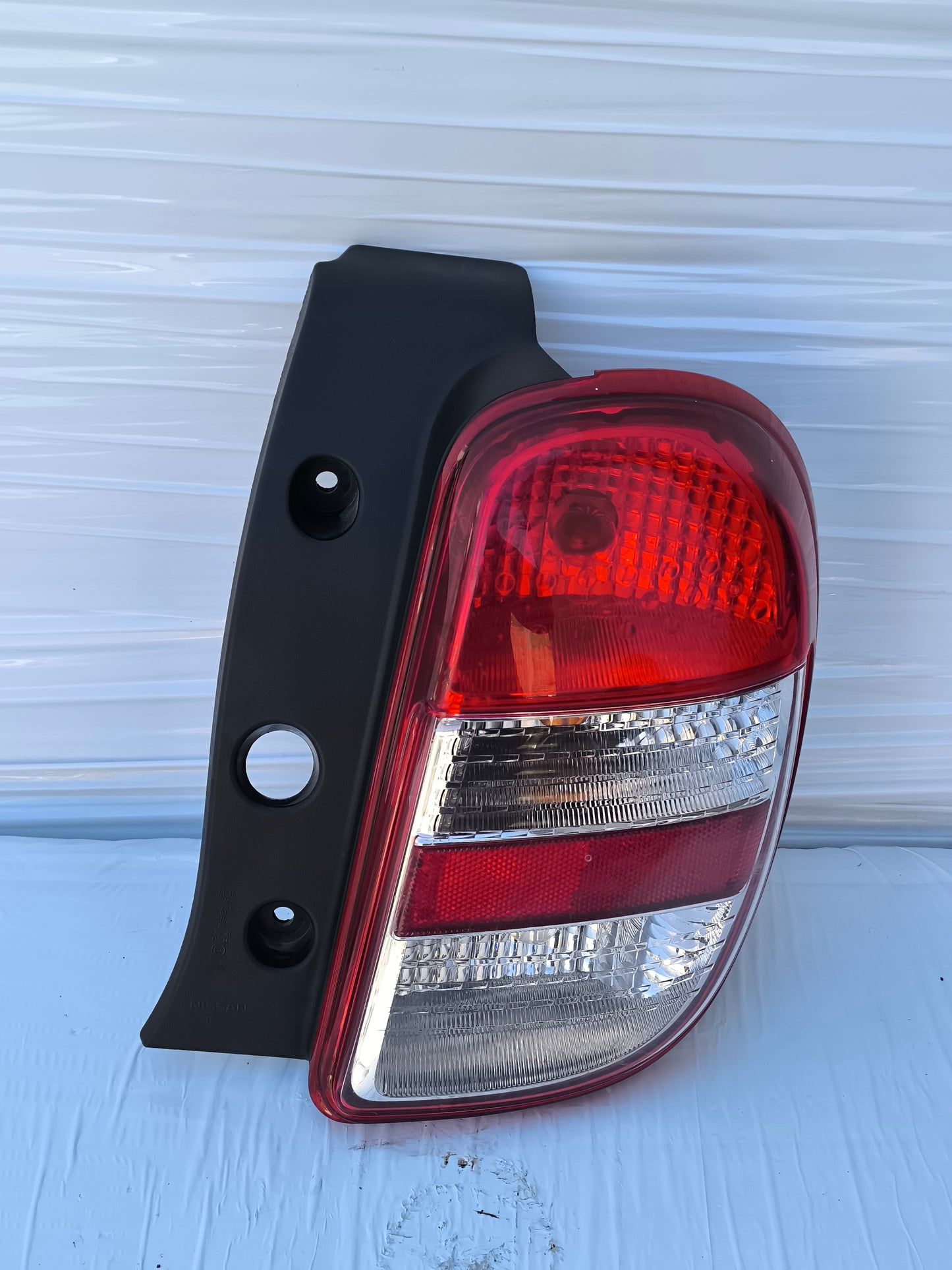 Fanale posteriore dx Nissan Micra k13 2010-2013 ecoAG8418