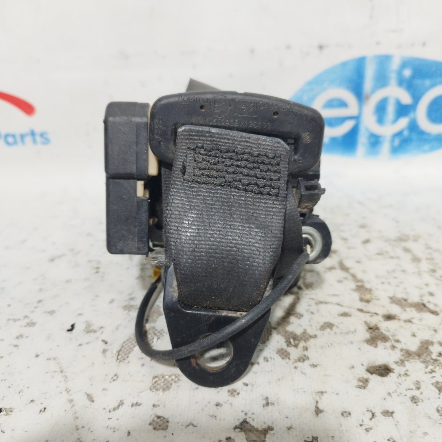 Seat belt left Fiat Punto 2003 code: 33021173 ecoAC9281