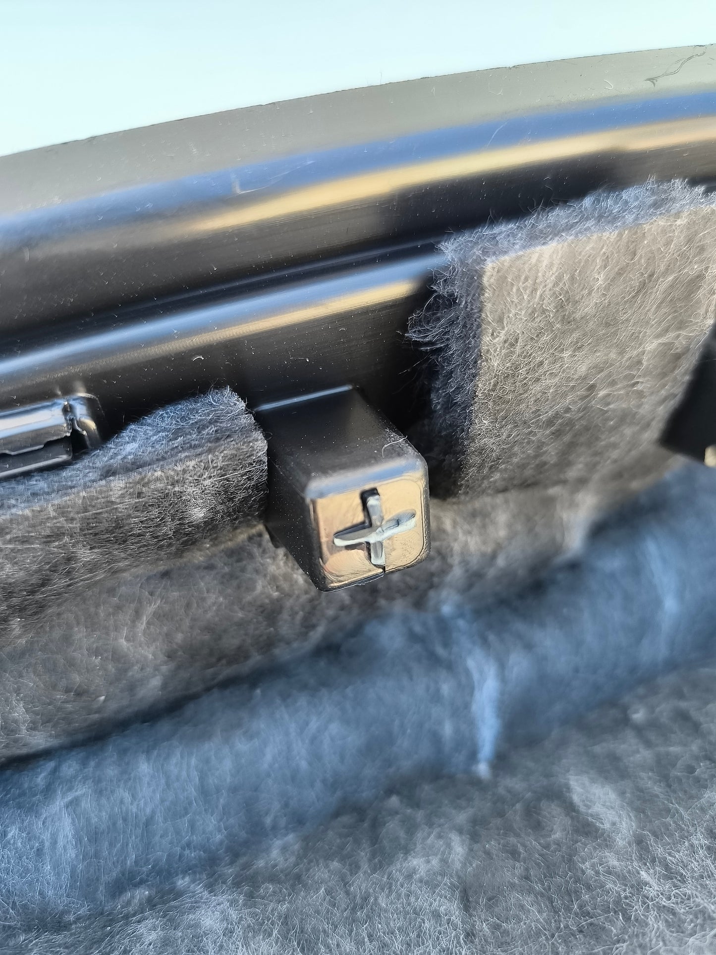 Rear door sill inside trunk Porsche Taycan year 2024 Cod.9j1867707j ecoAG6729