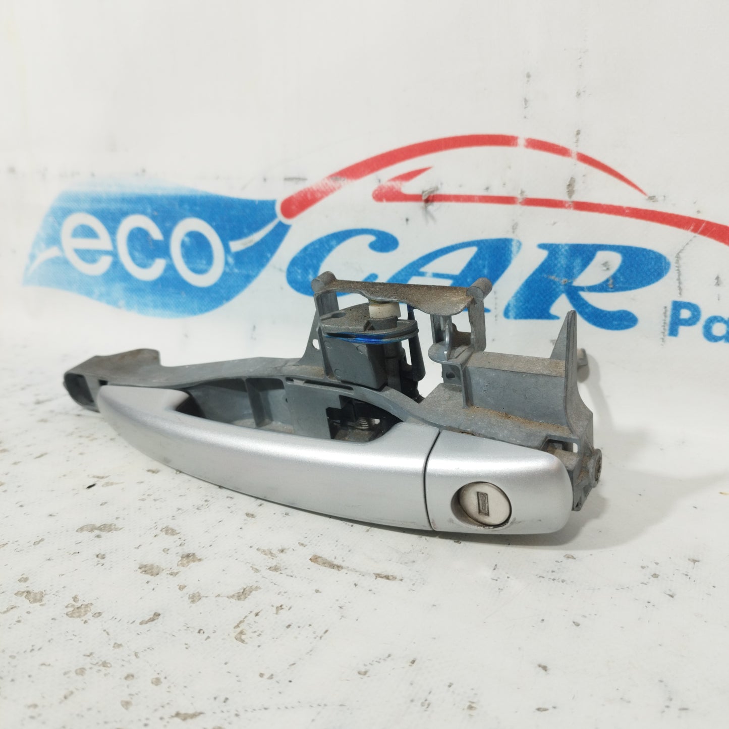 Front left external handle grey Peugeot 208 2015 ecoAC10107