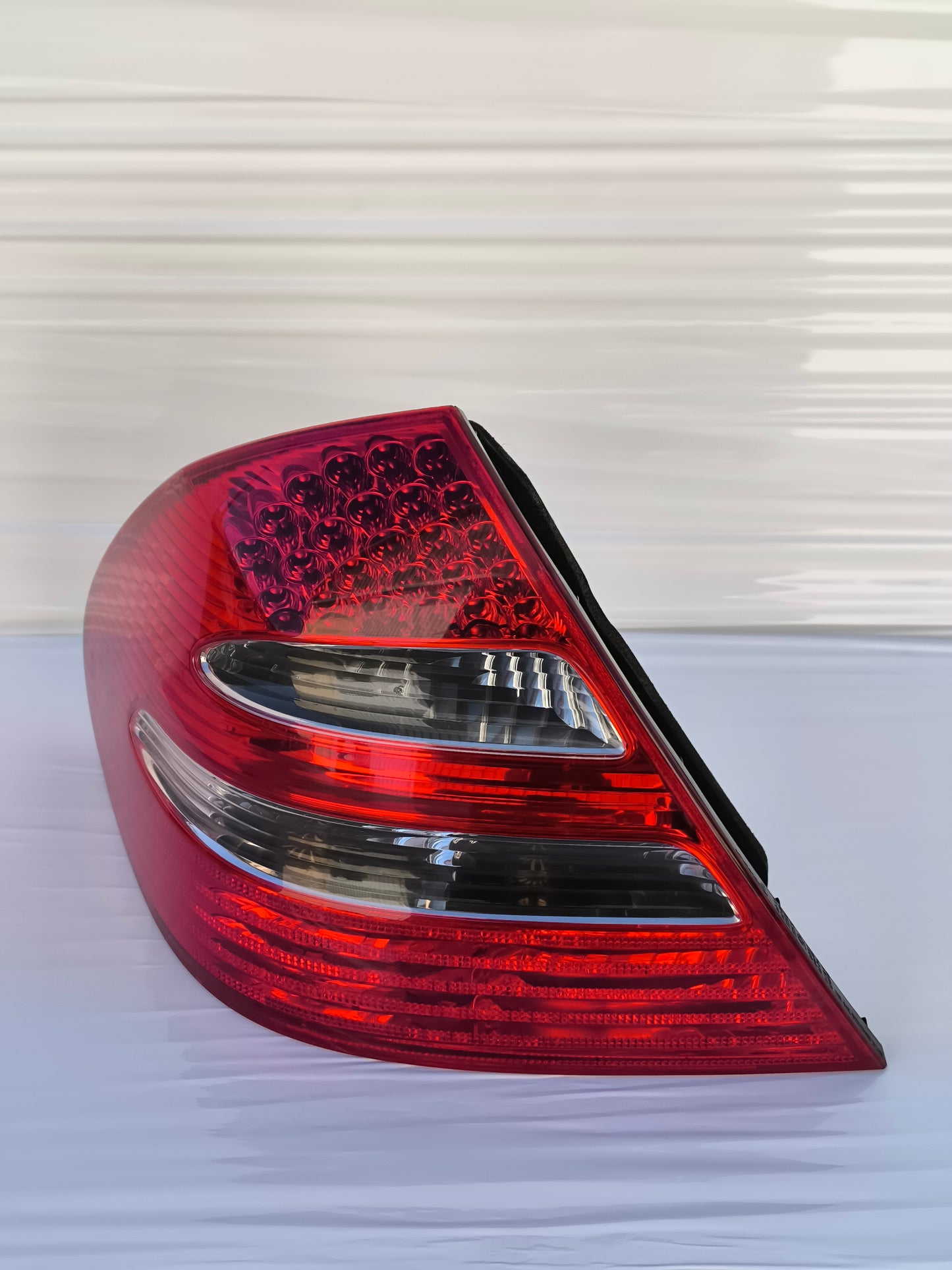 Fanale posteriore sx Mercedes Classe E W211 Cod.A2118200564 ecoAG7856