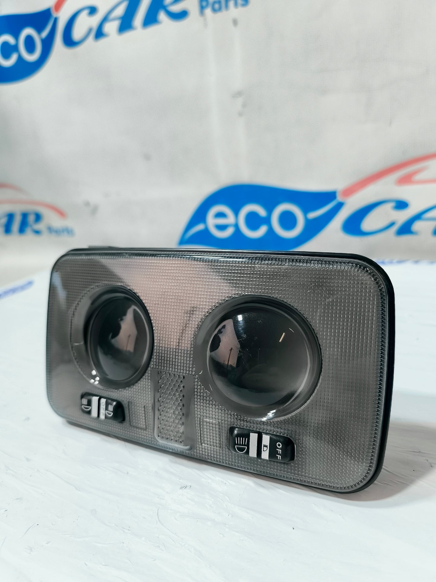 Courtesy light Alfa Romeo Giulietta 2012 Code: 735244968 ecoAG6303