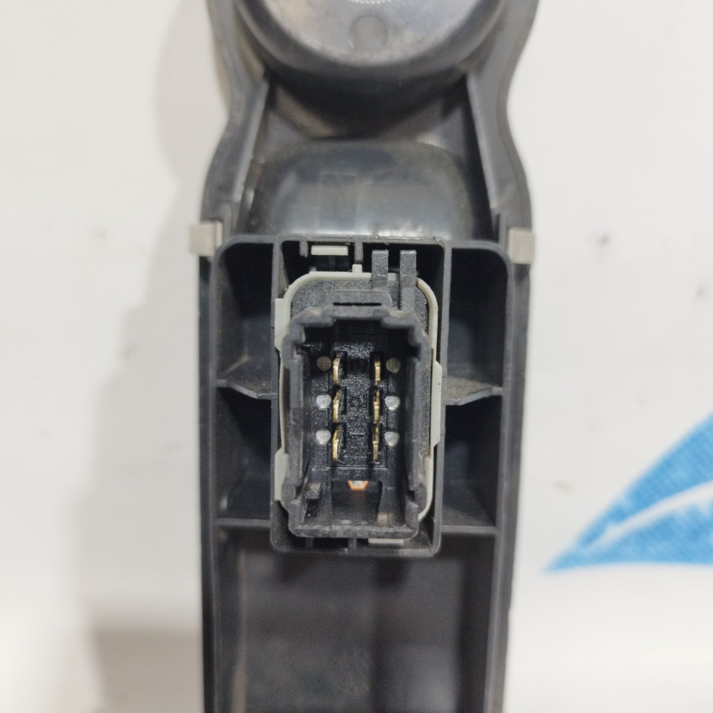 Front right button panel Renault Modus 2008 Code: 8200278436 ecoAC8521