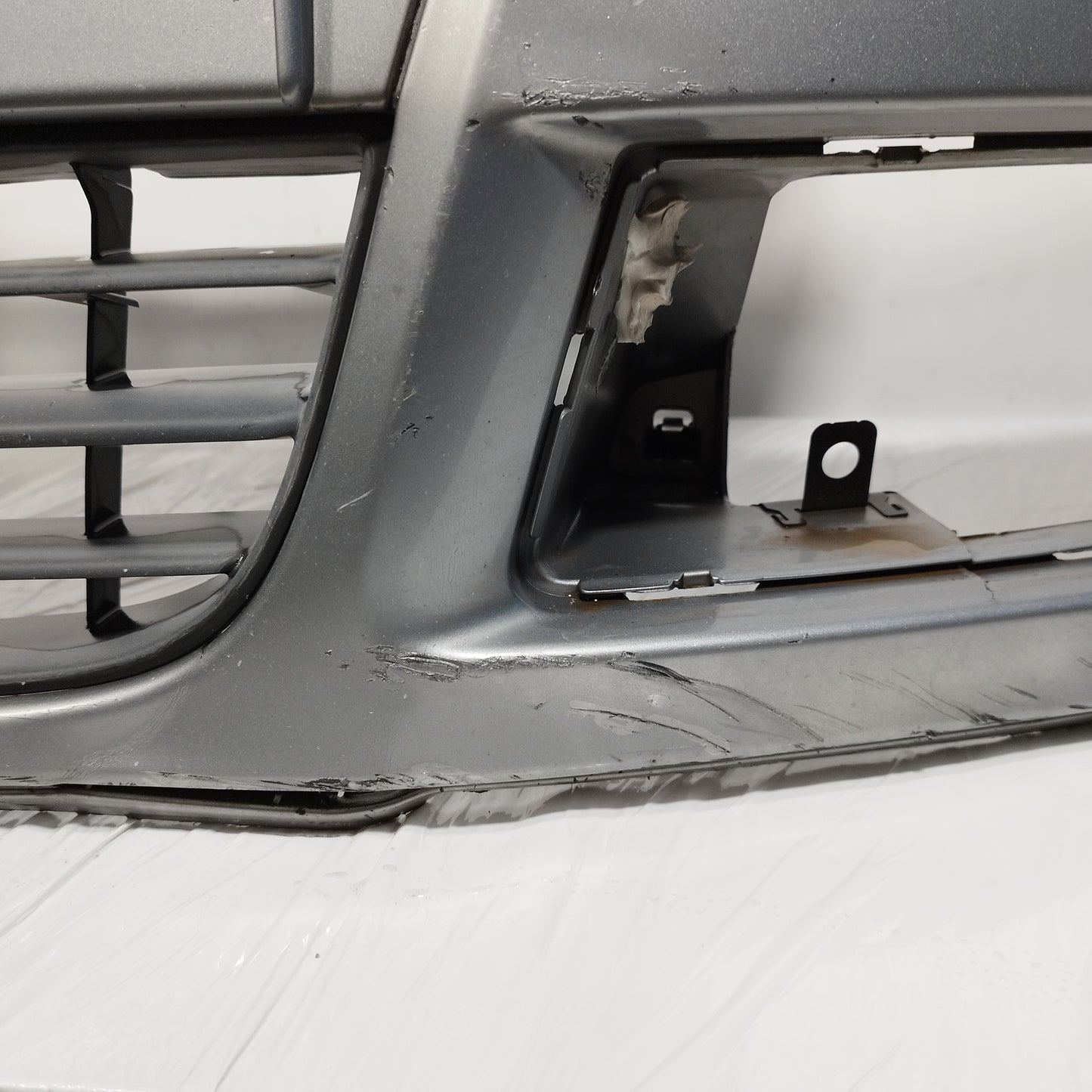 Front Bumper Grey Volkswagen Polo 2008 ecoAC12410