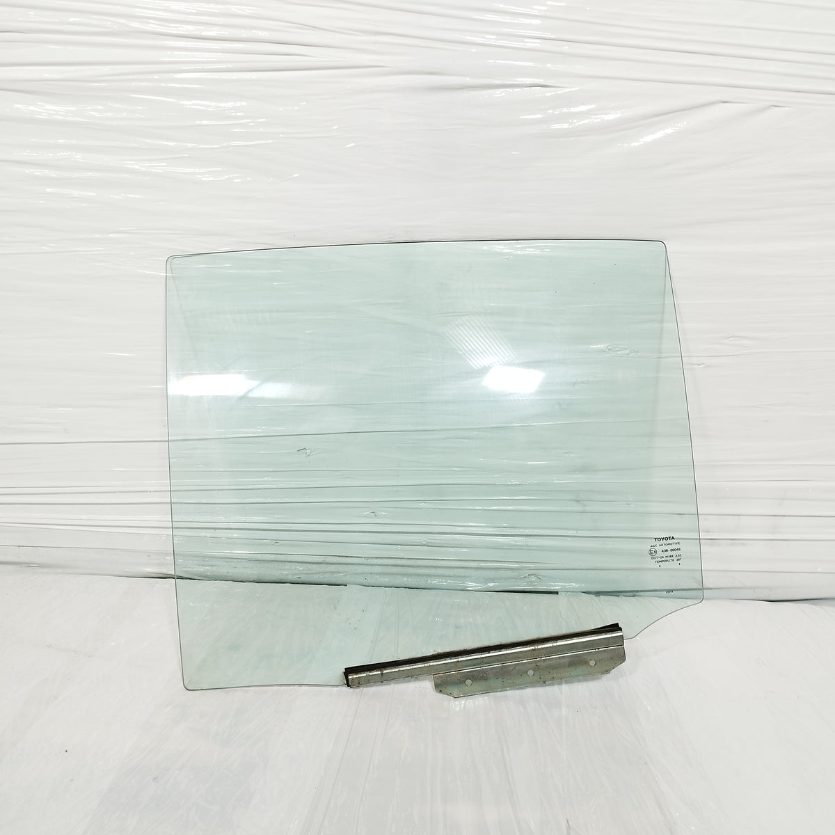 Vetro scendente posteriore sx Toyota Yaris 2007-2011 ecoAC17383