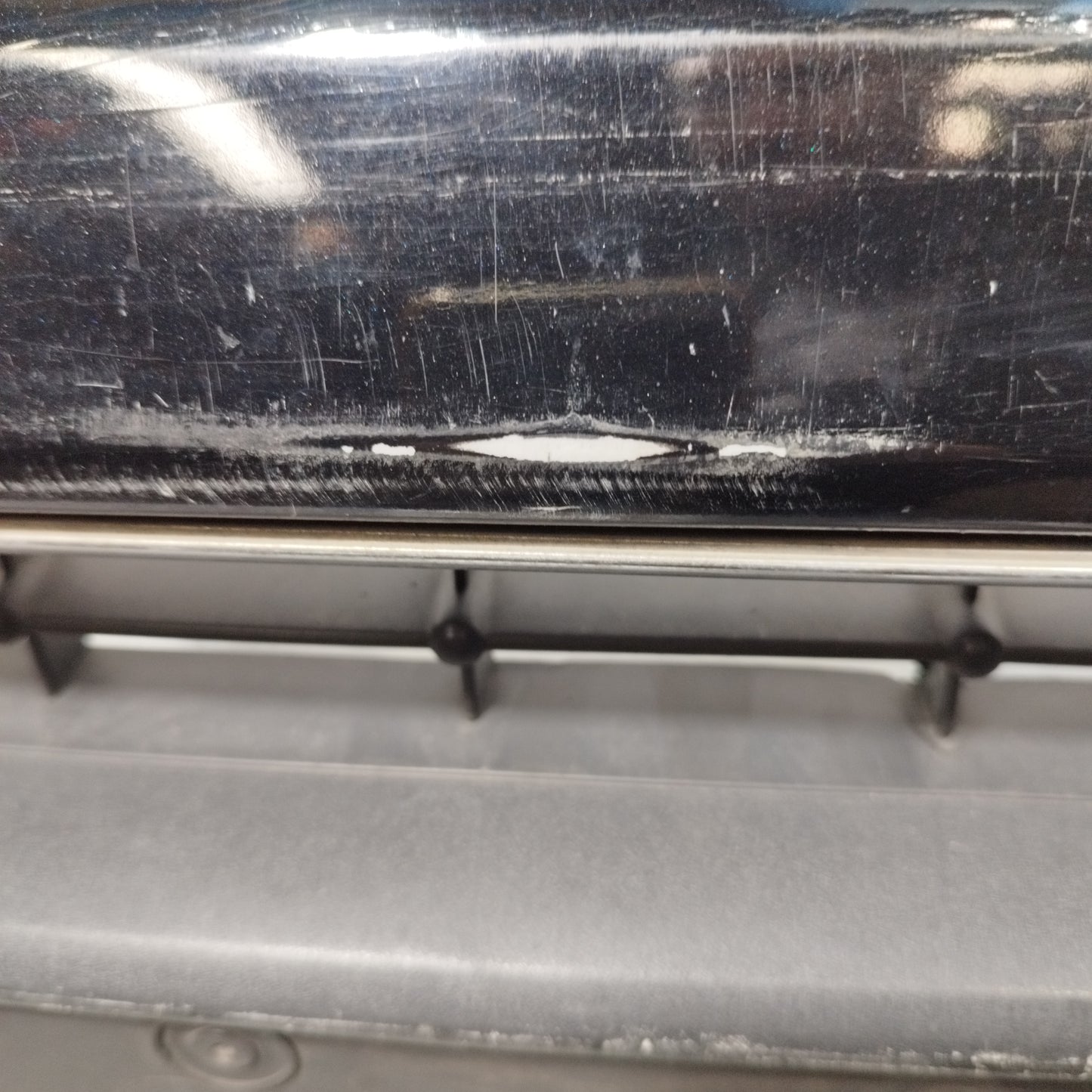 Paraurti anteriore nero Ford Fiesta 2010 ecoAC10164