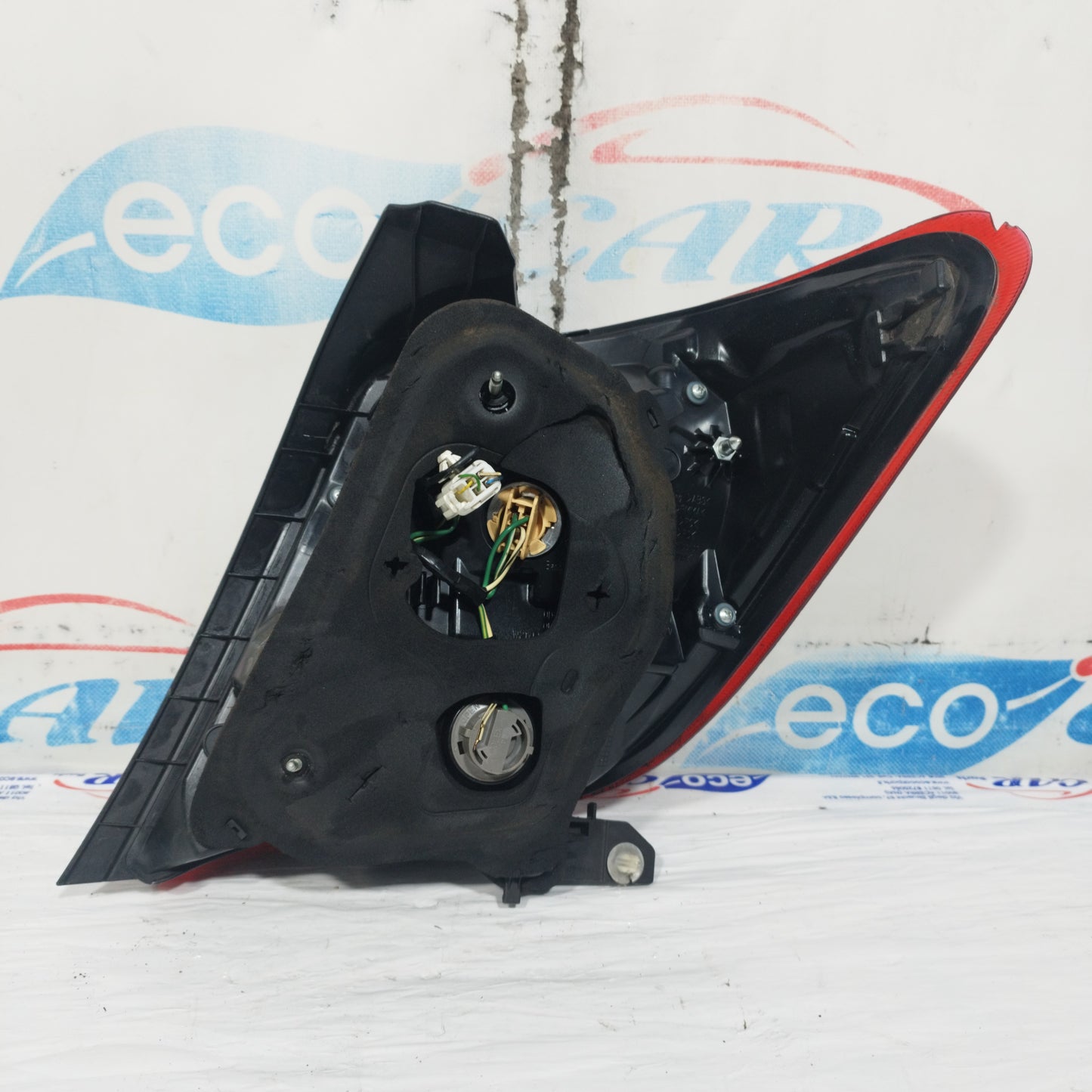 Toyota Yaris 2015 ecoAC11106 Linke Rückleuchte