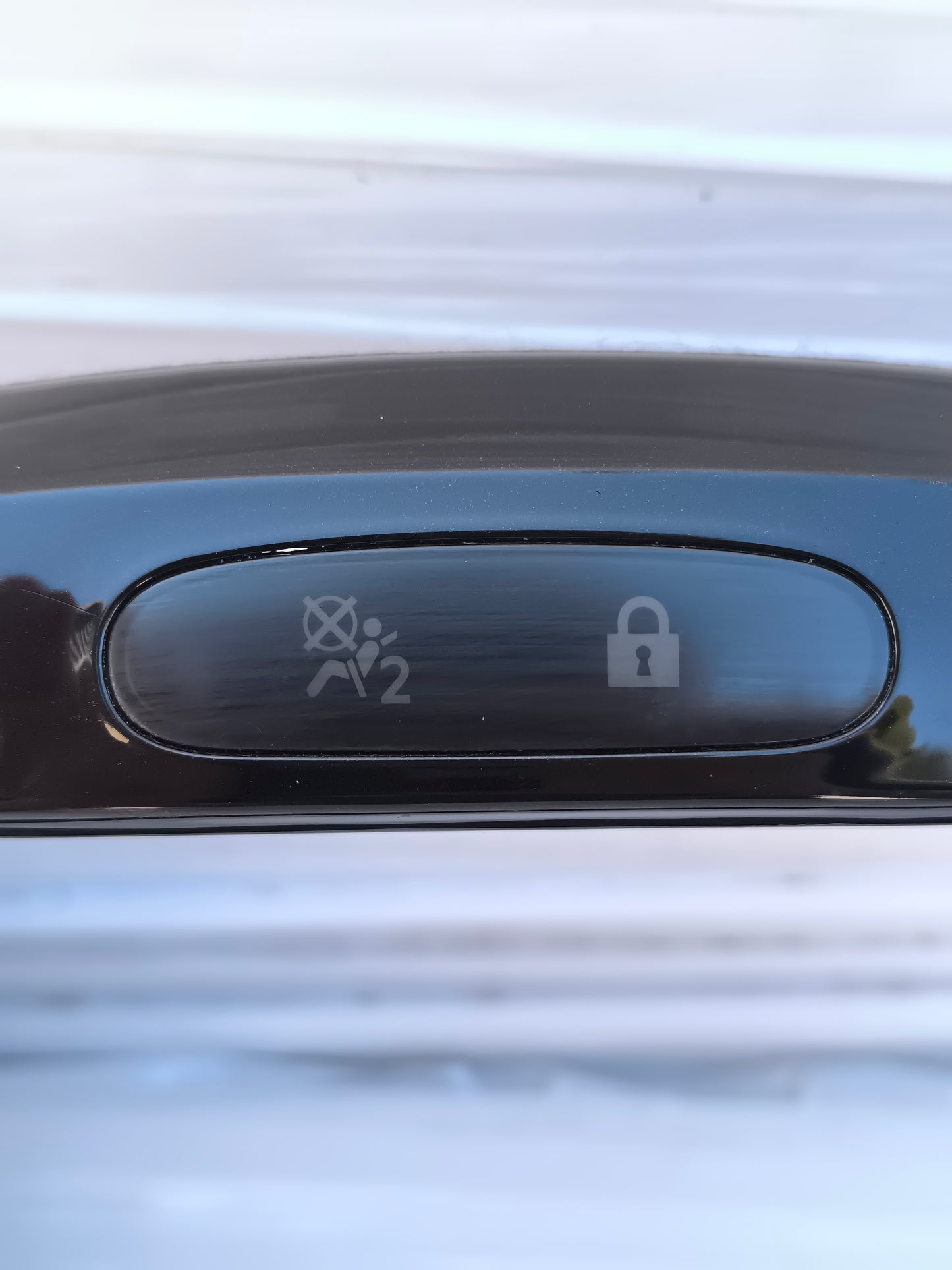 Cornice centrale autoradio Nissan Juke anno 2010-2014 cod: 682601KE0A ecoAG8436