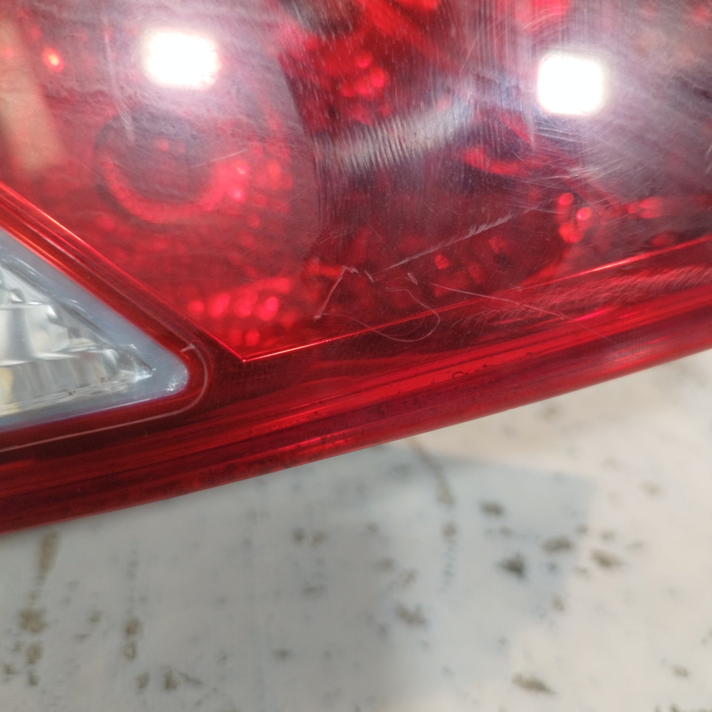 Linke LED-Rückleuchte Peugeot 207 2008 ecoAC9058