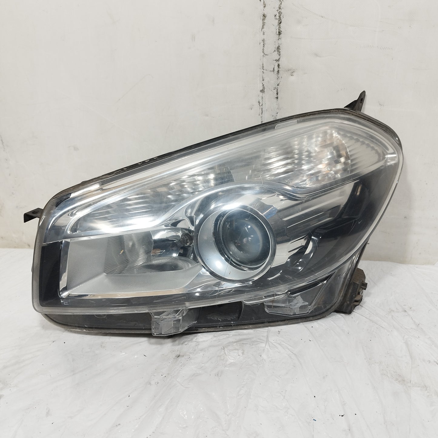 Fanale anteriore sx Nissan Qashqai (J10) 2010-2013 cod: 26060BR00B ecoAC16716