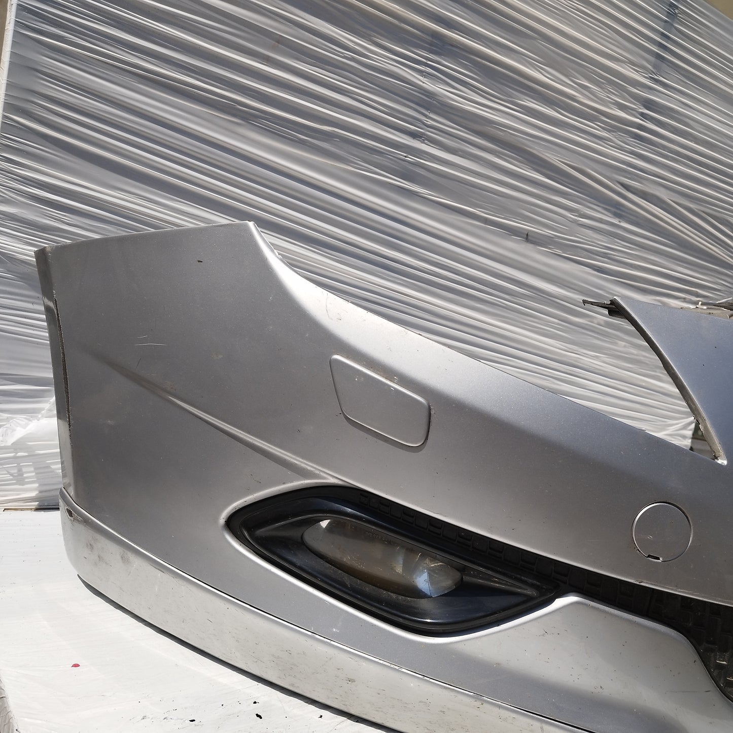 Paraurti anteriore grigio Lancia Delta III (844) 2011-2014 cod: 735452753 ecoDM146