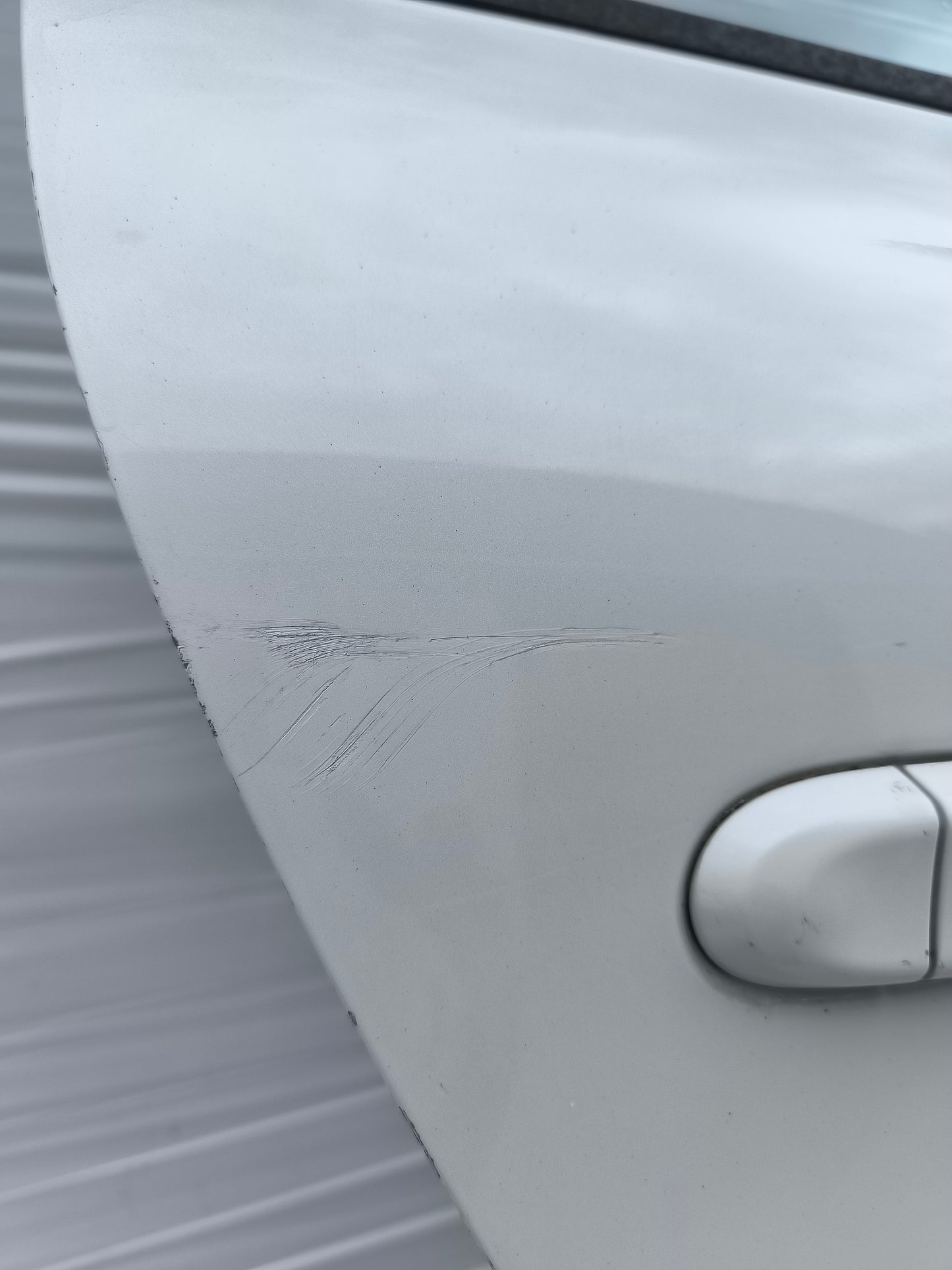 Sportello posteriore dx bianco Nissan Micra k13 2010-2013 ecoAG8016