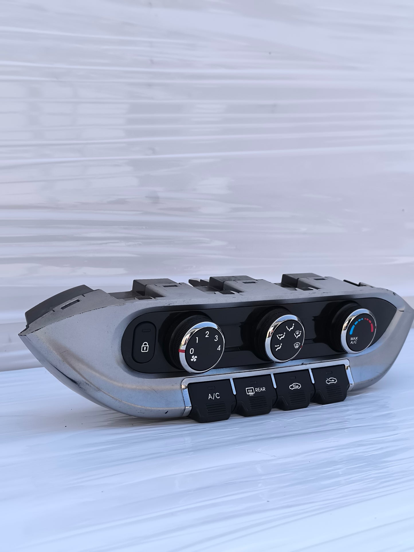 Pulsantiera comandi clima Kia Rio anno 2013 cod: 97250-1WXXX ecoAG8183