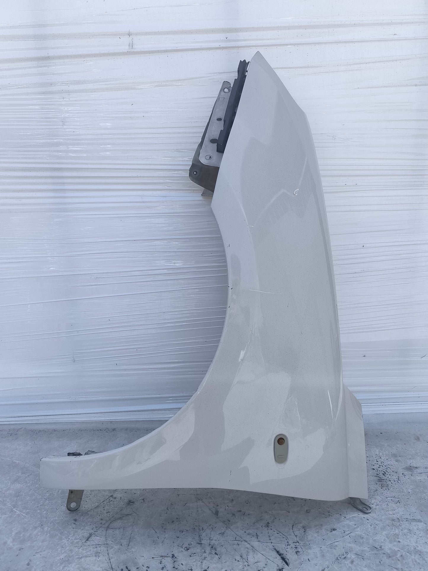 Parafango sx Alfa Romeo Mito bianco ecoAG8237
