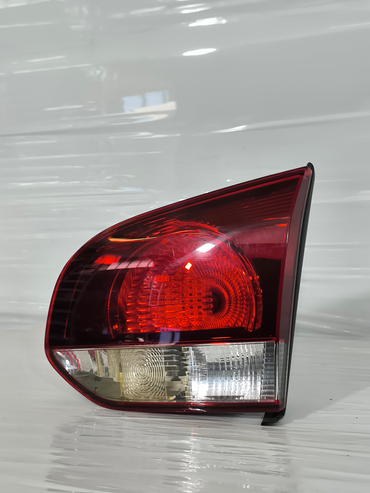 Fanale posteriore interno dx Volkswagen Golf VI (5K1) 2008-2013 cod: 5K0945094AA ecoAG9760