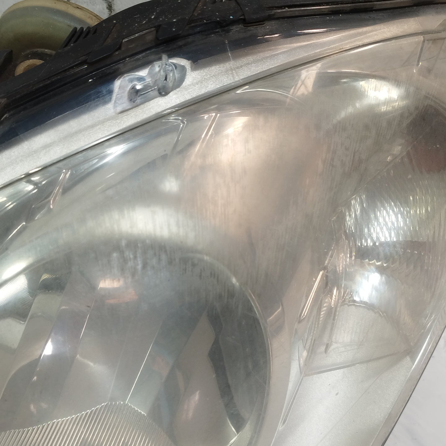 Fanale anteriore sx Mercedes Classe A W169 2008-2012 cod: A1698205761 ecoAC16635