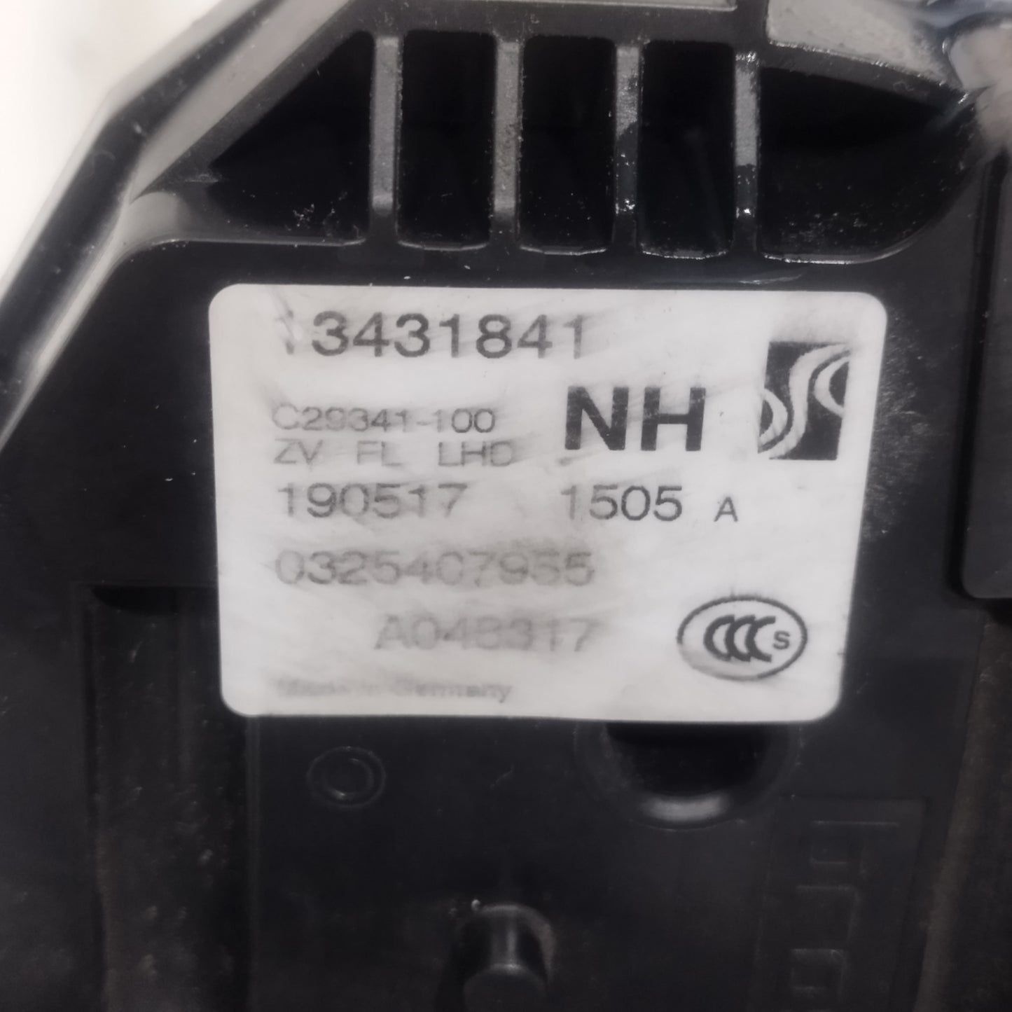 Serratura anteriore sx Opel Corsa E 2017 6 Pin Cod: 13431841 ecoAC13820