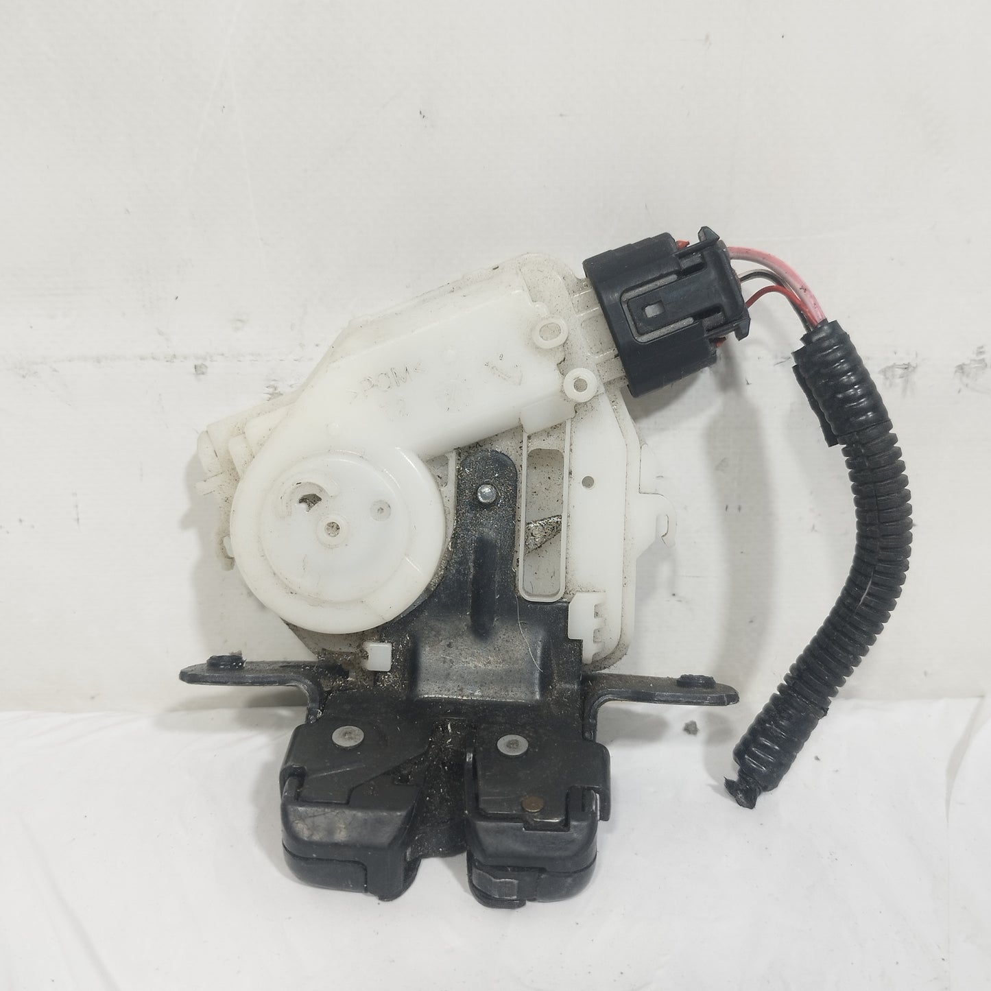 Serratura portellone Toyota Yaris (XP130) 2011-2020 ecoAC16111