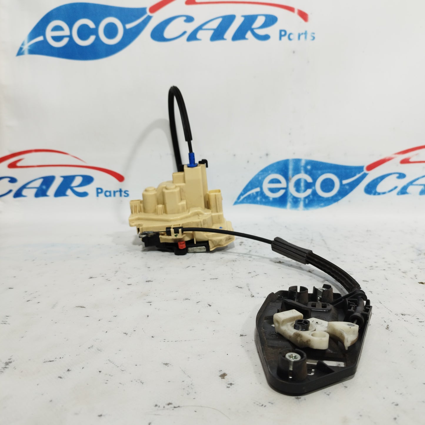 Front left lock Fiat New Panda 2012 5 pin code: 20S12 ecoAC8435