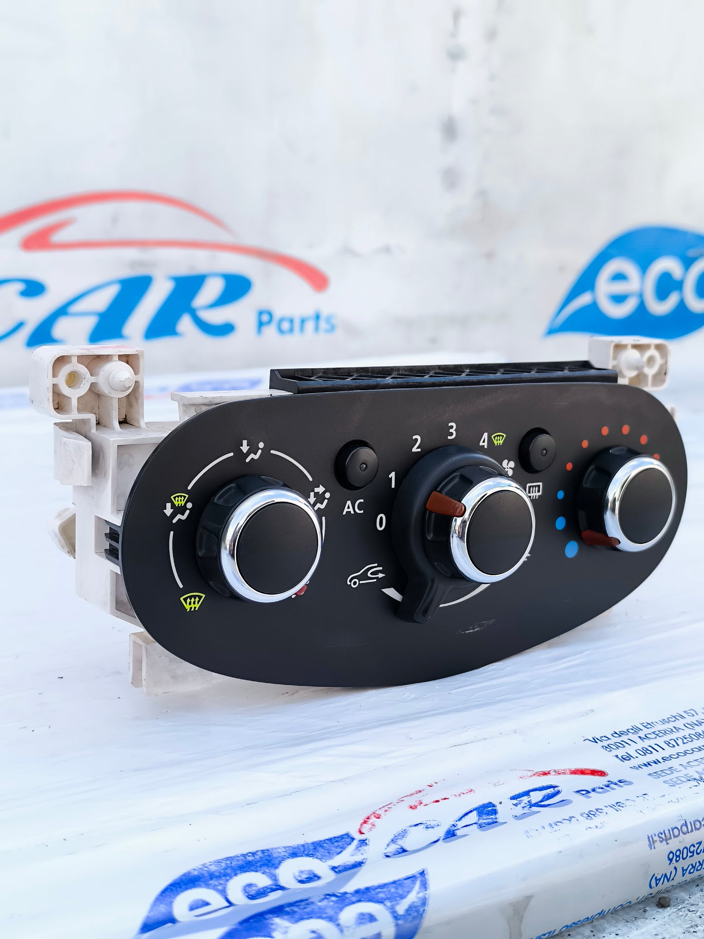 Digital climate control panel Dacia Sandero 2012 Cod. 30080047 ecoAG5983