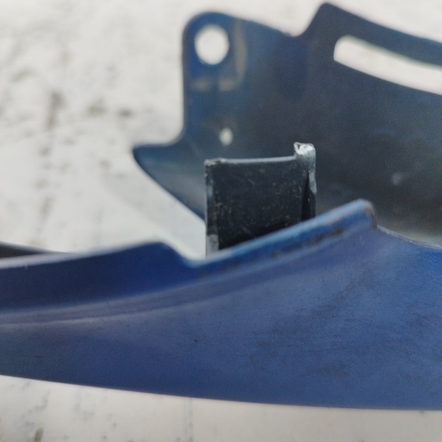 Mascherina centrale blu Peugeot 206 2004 ecoAC8927