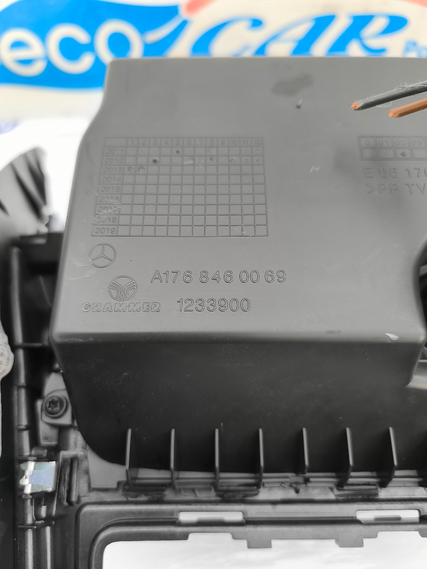 Portaoggetti Tunnel Centrale Mercedes Classe A w176 Cod. A1768460069 ecoAG6007