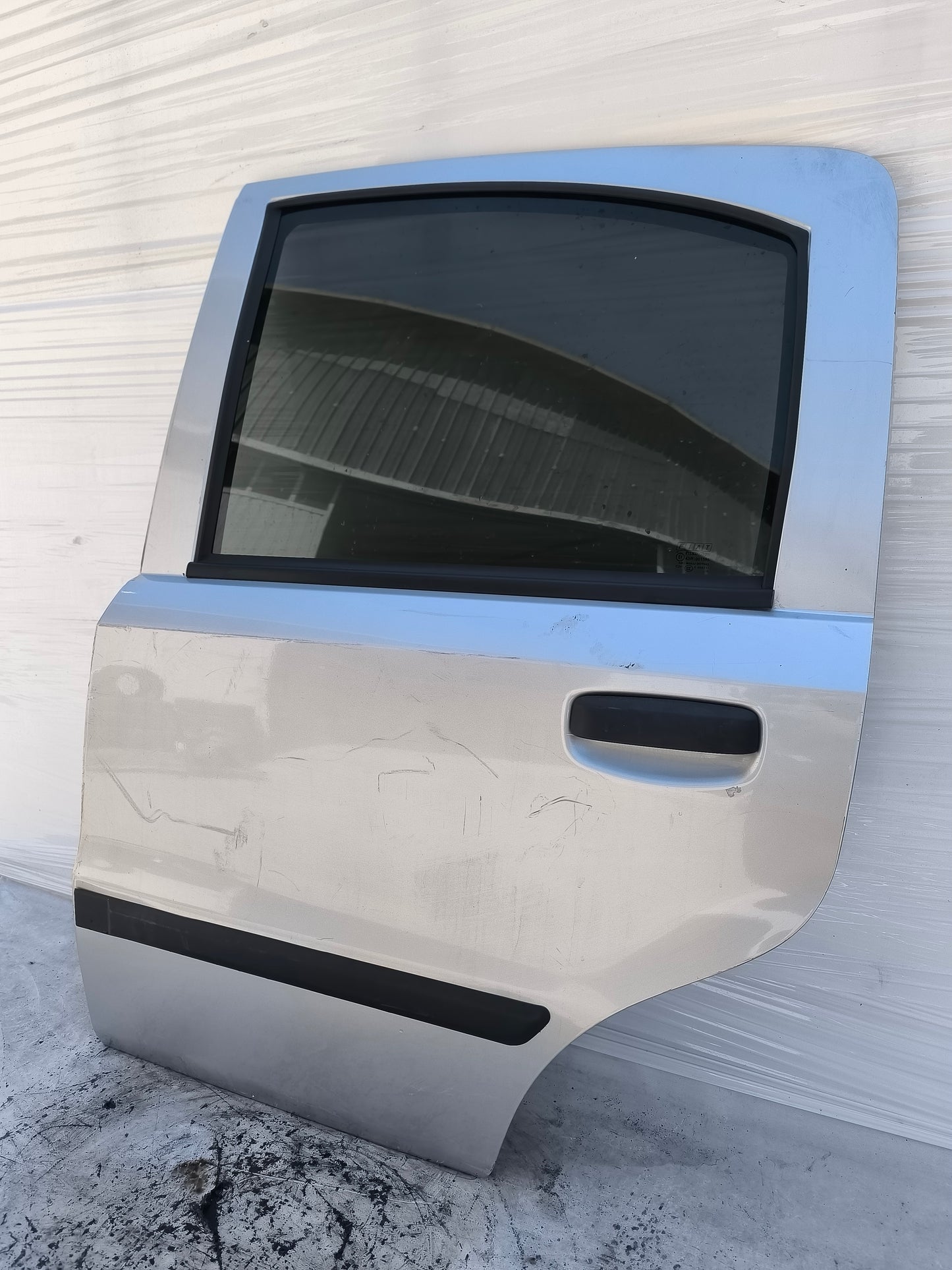 Sportello posteriore sx grigio argento Fiat Panda 169 2003-2011 ecoAG8336