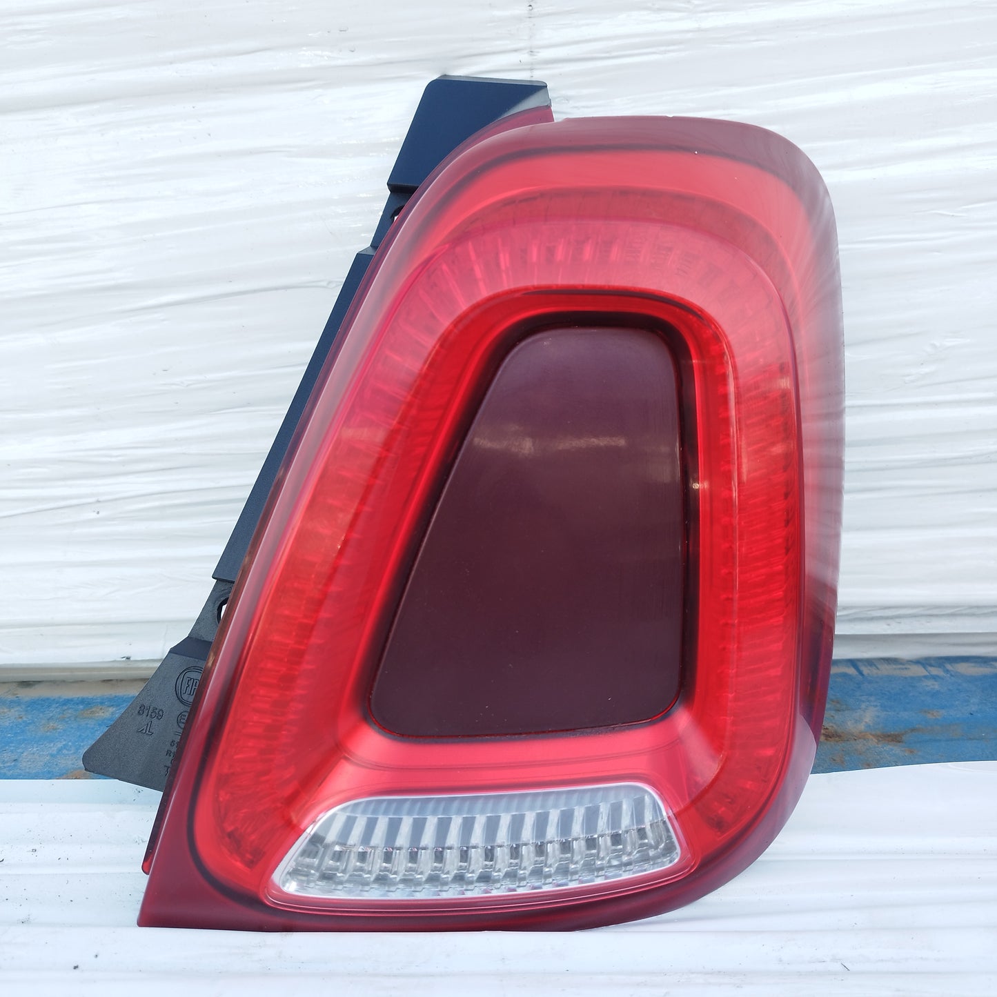 Fanale posteriore dx Fiat 500 2018 cod: 81598002 ecoDM136