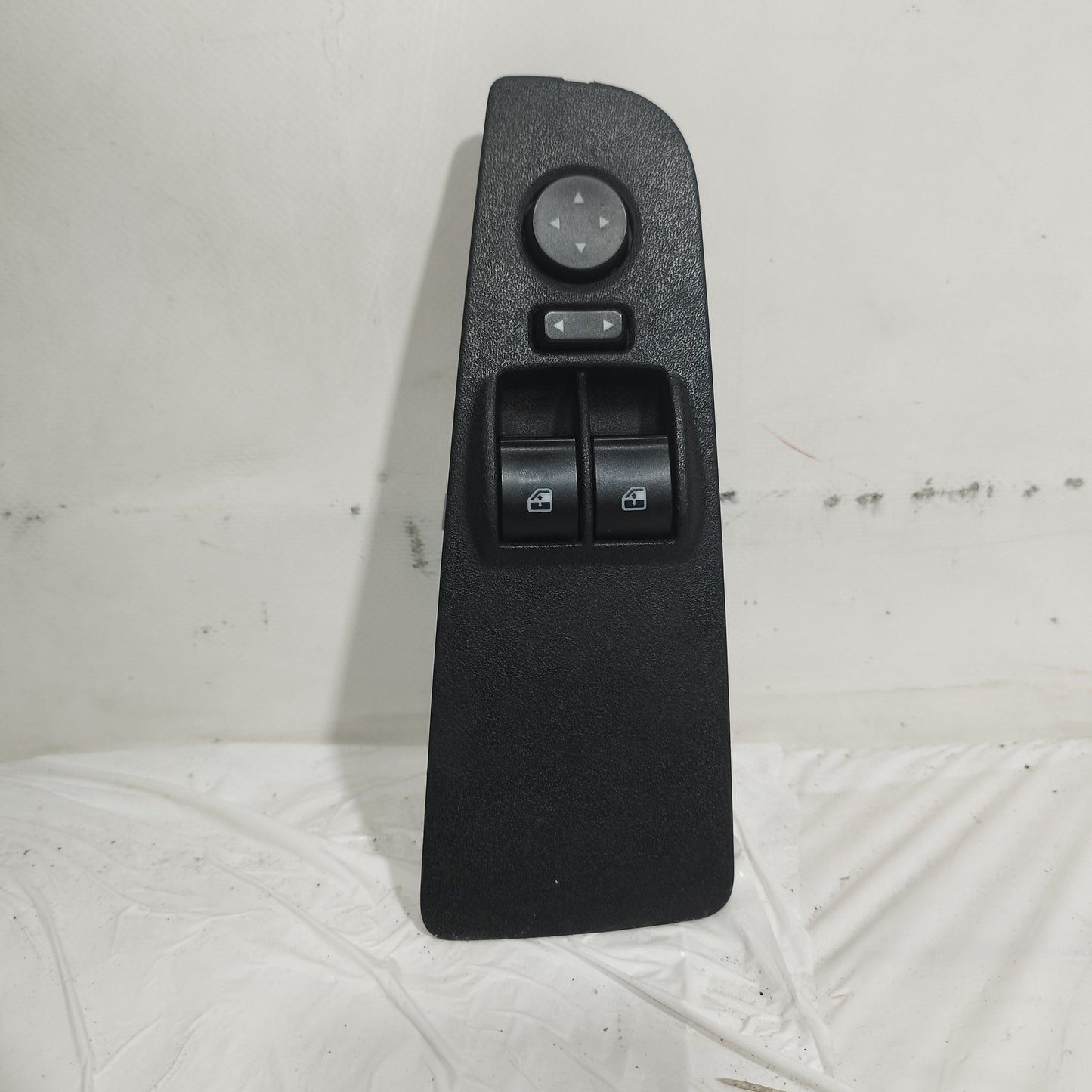Left front control panel Fiat Grande Punto ecoAG1865