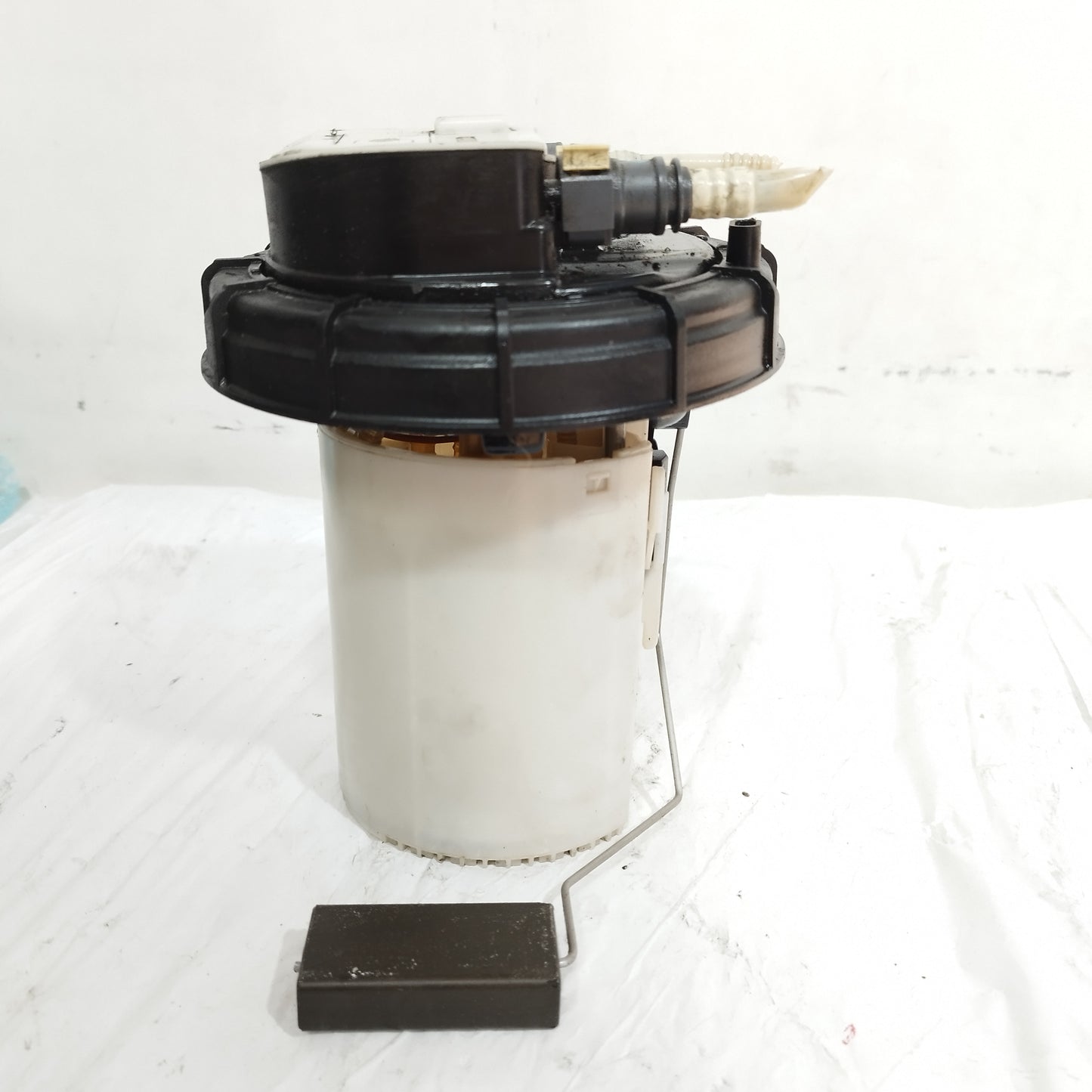 Pompa galleggiante Peugeot 208 1.6 D 2012-2019 cod: A2094382200 ecoAC16498
