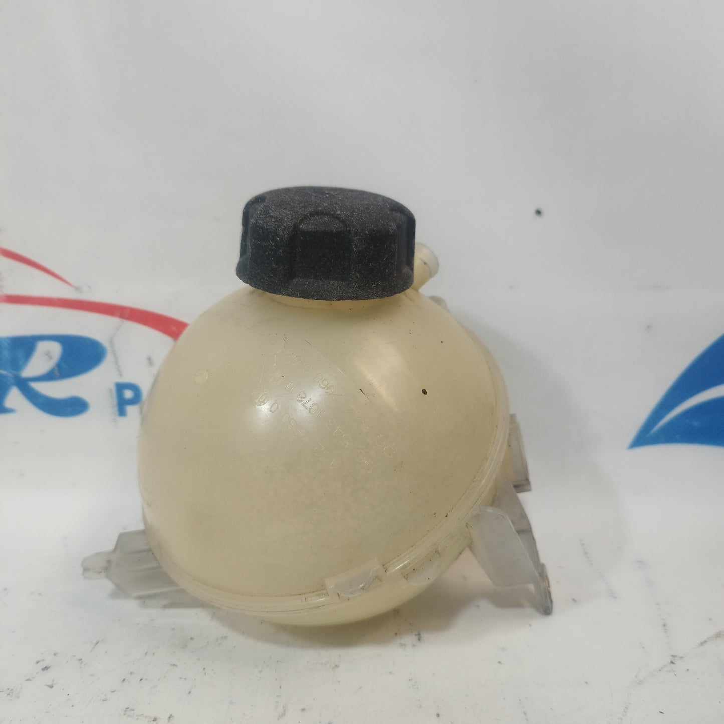 Ausgleichsbehälter Peugeot 3008 1.6 HDi 2011 Code 9673334580 ecoAC9591