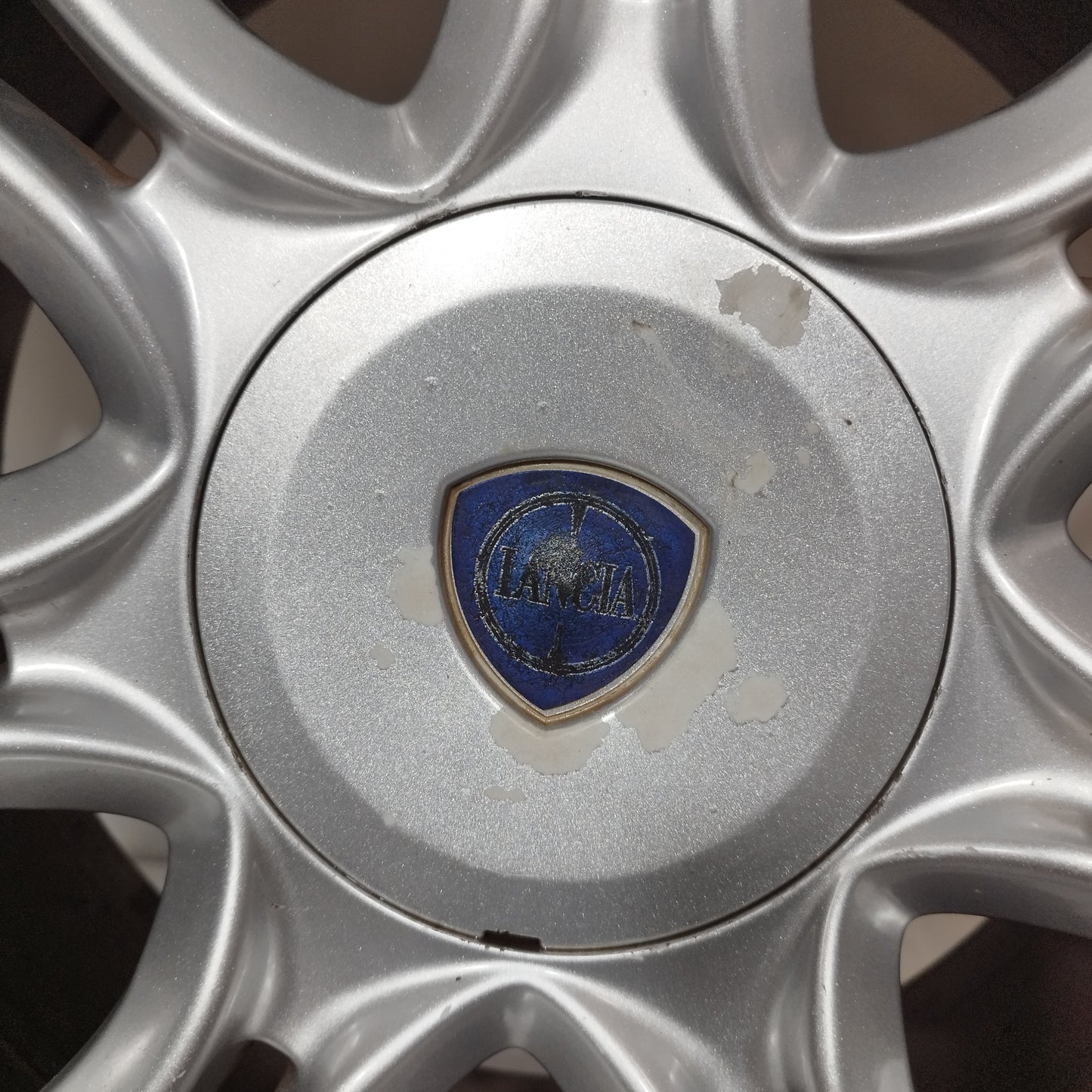 Cerchi in lega completi di gomme Lancia Delta 2011 ecoAC12231