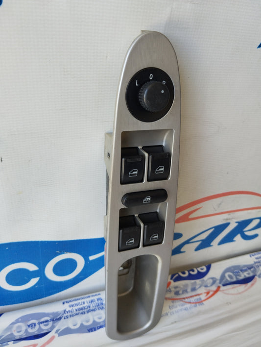 Pulsantiera anteriore sx DR1 cod: s18-3746130 ecoAG4781