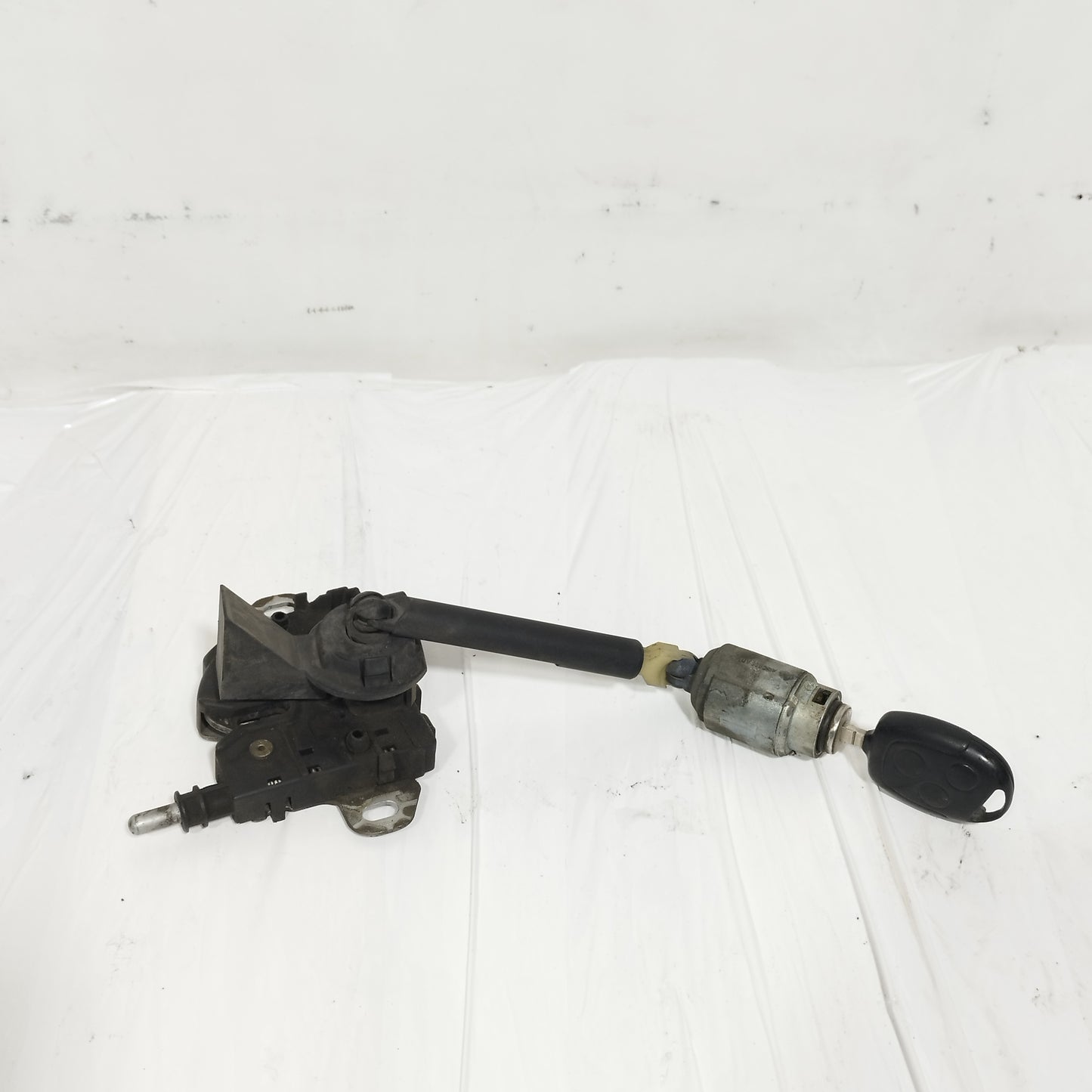 Serratura Cofano Ford C-Max 2008 codice: 3M51-16700 ecoAC14554