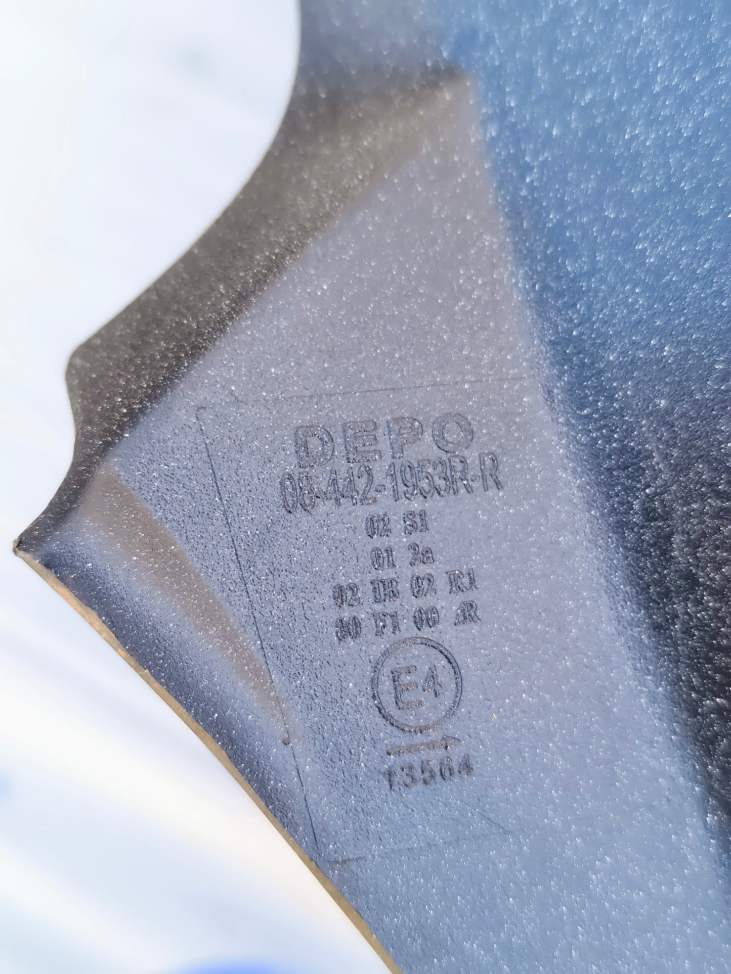 Opel Corsa D 3 P ecoAG5980 Außenrückleuchte rechts