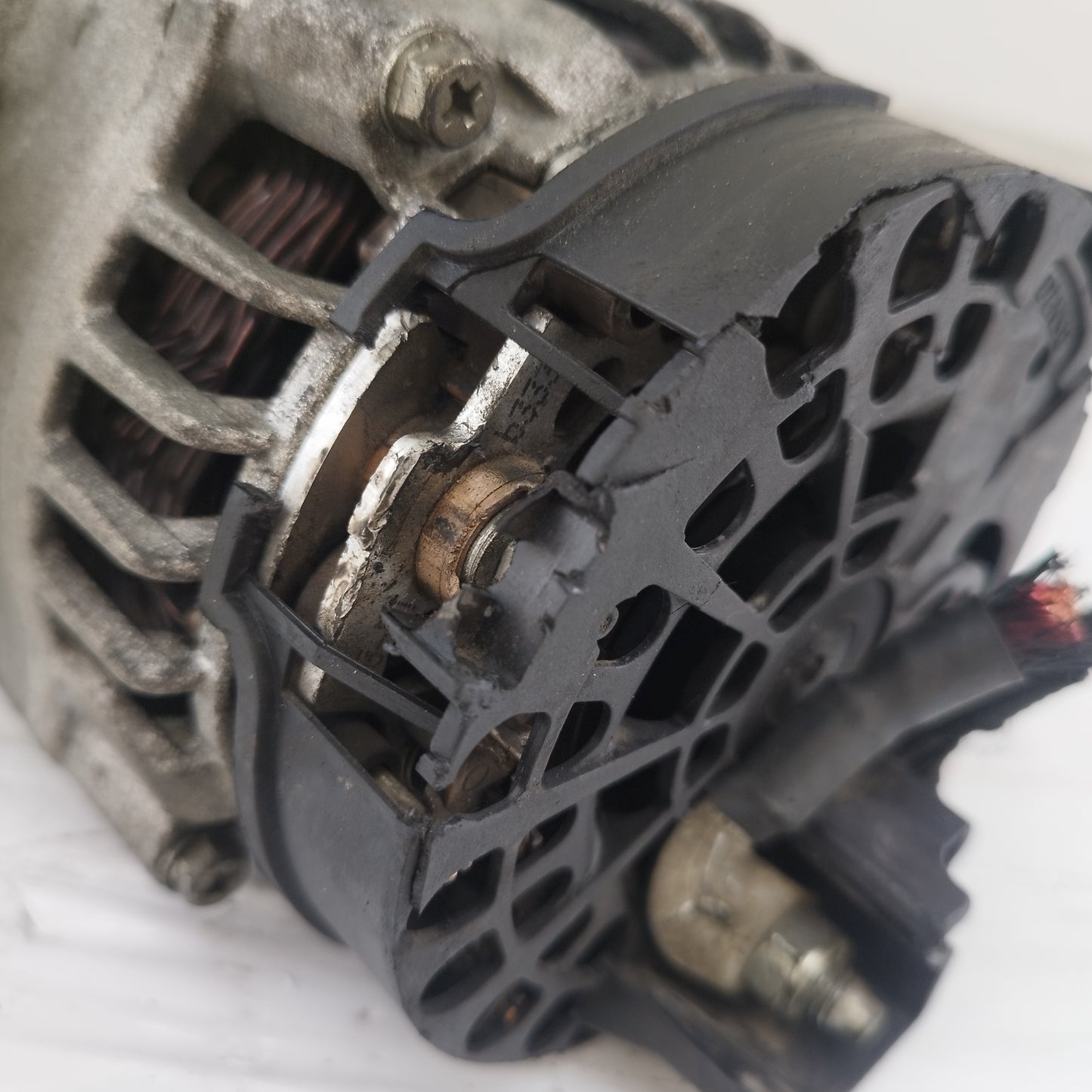 Alternatore Fiat / Lancia / Alfa Romeo 1.6 MTJ 2008-2014 cod: 51820623 ecoAC16090