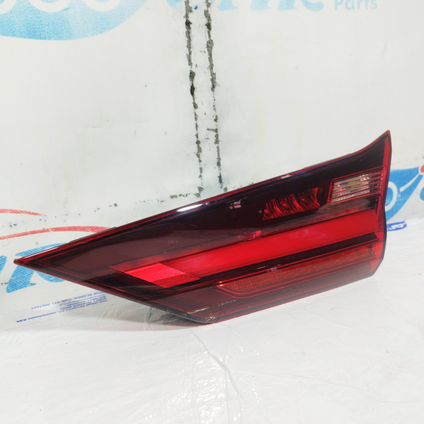 Innenbeleuchtung der Heckklappe BMW 1er F40 2022 ecoAC10998